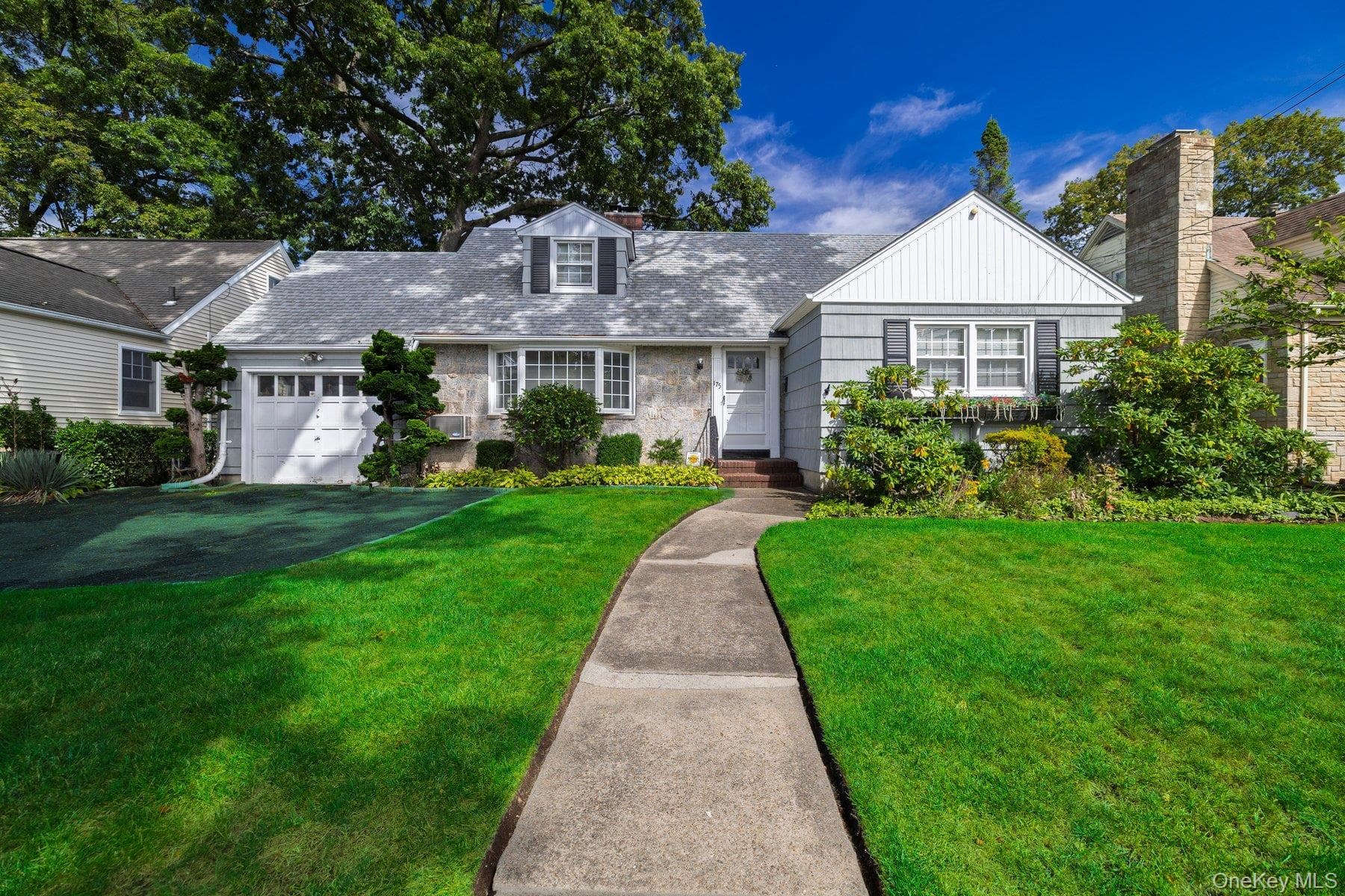 175 E Carpenter Street, Valley Stream