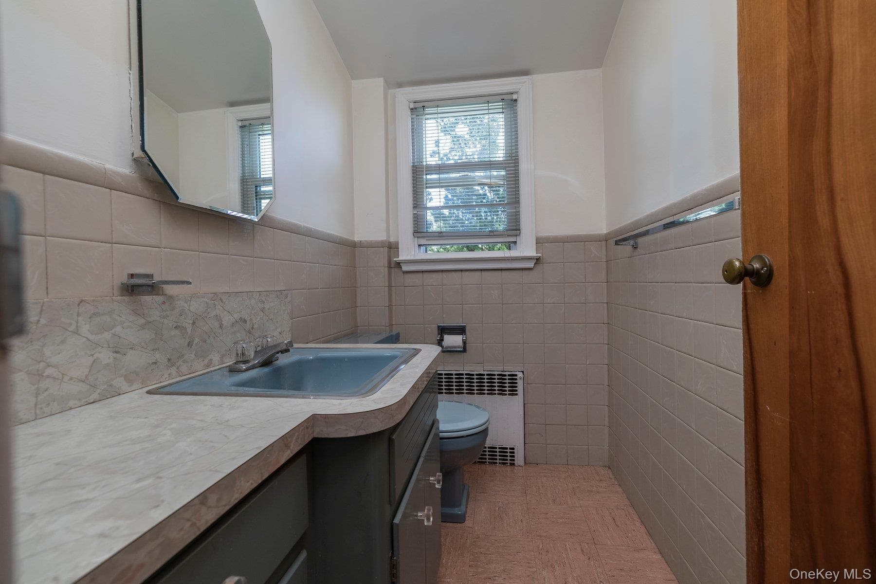 175 E Carpenter Street thumbnail 24