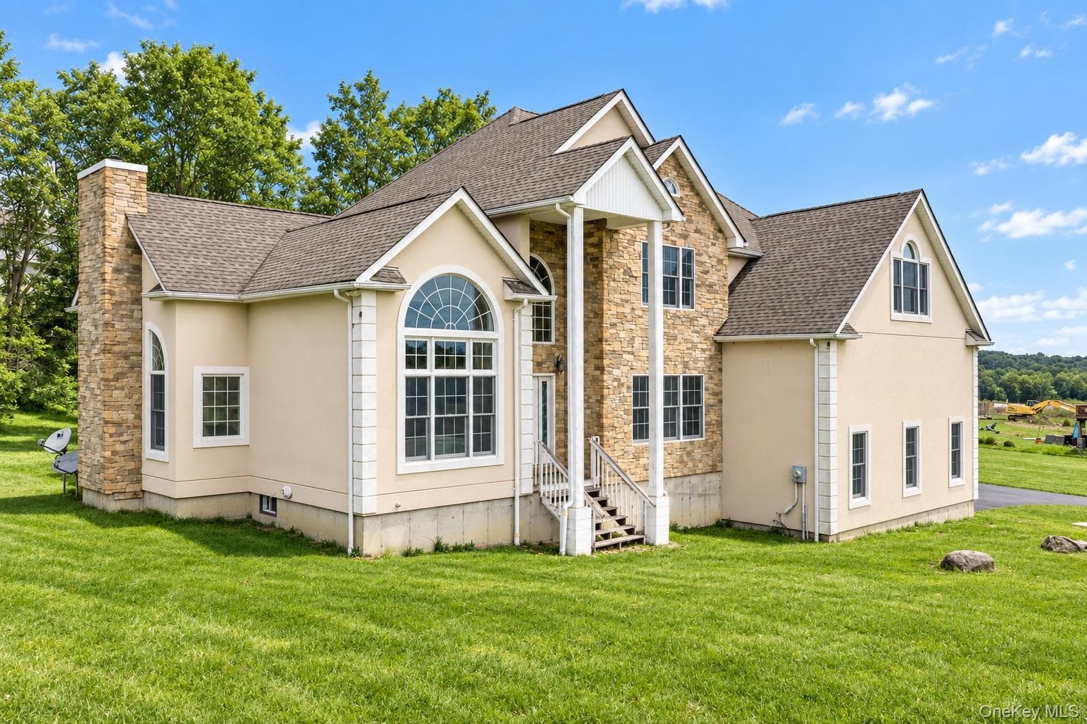 107 Breeze Hill Road, New Hampton