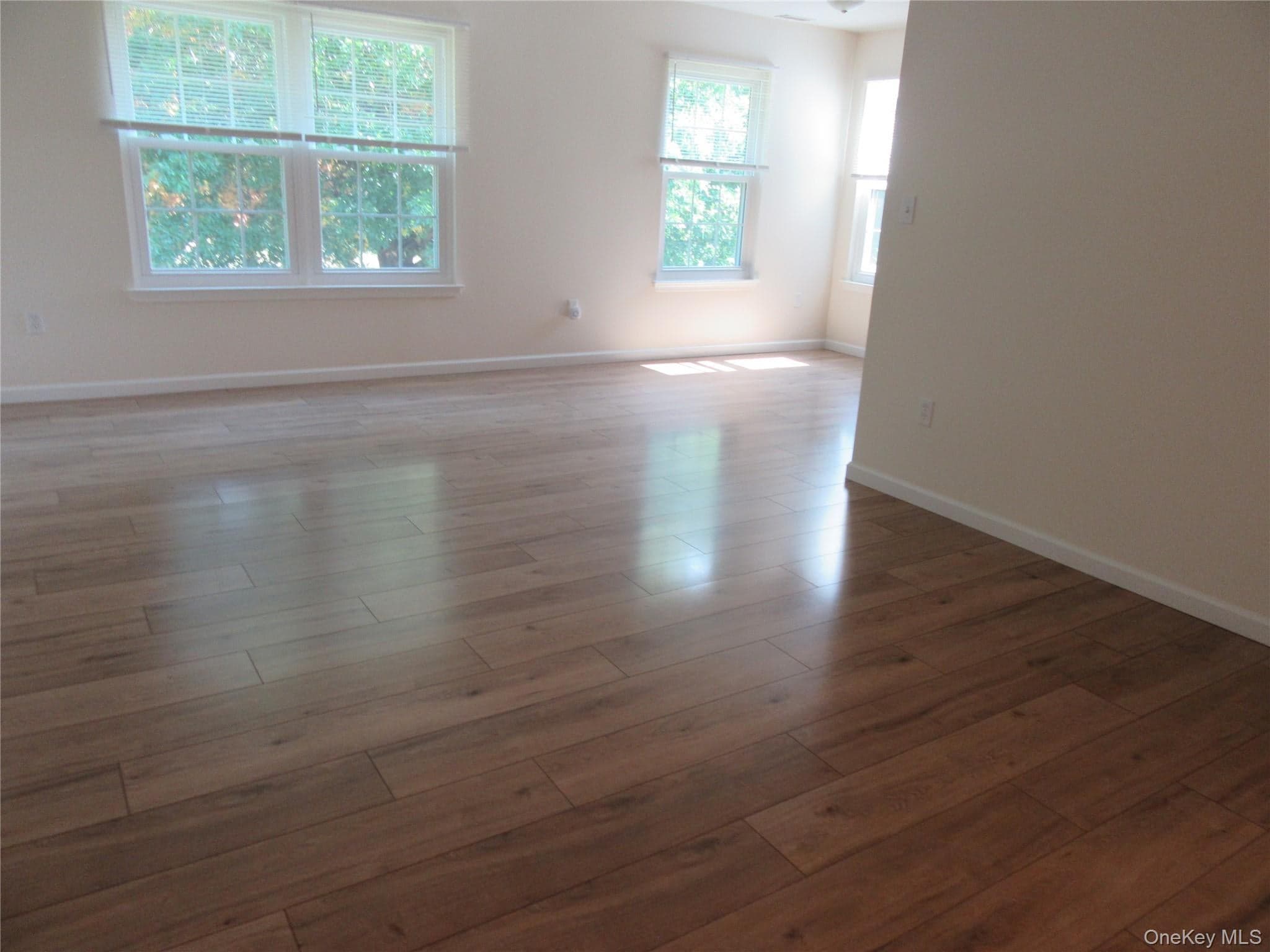 102 Cartwheel Court Unit: 22 thumbnail 4