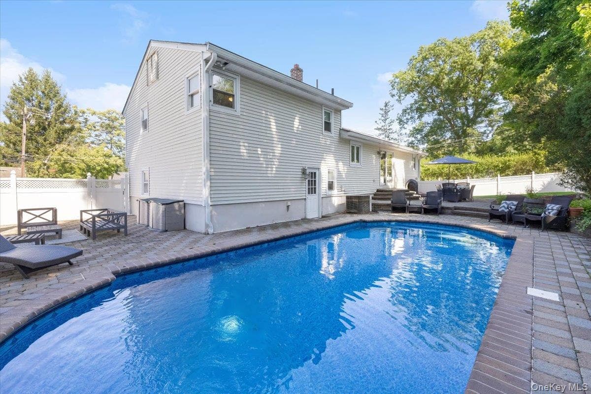 8 Foxwood Avenue thumbnail 31