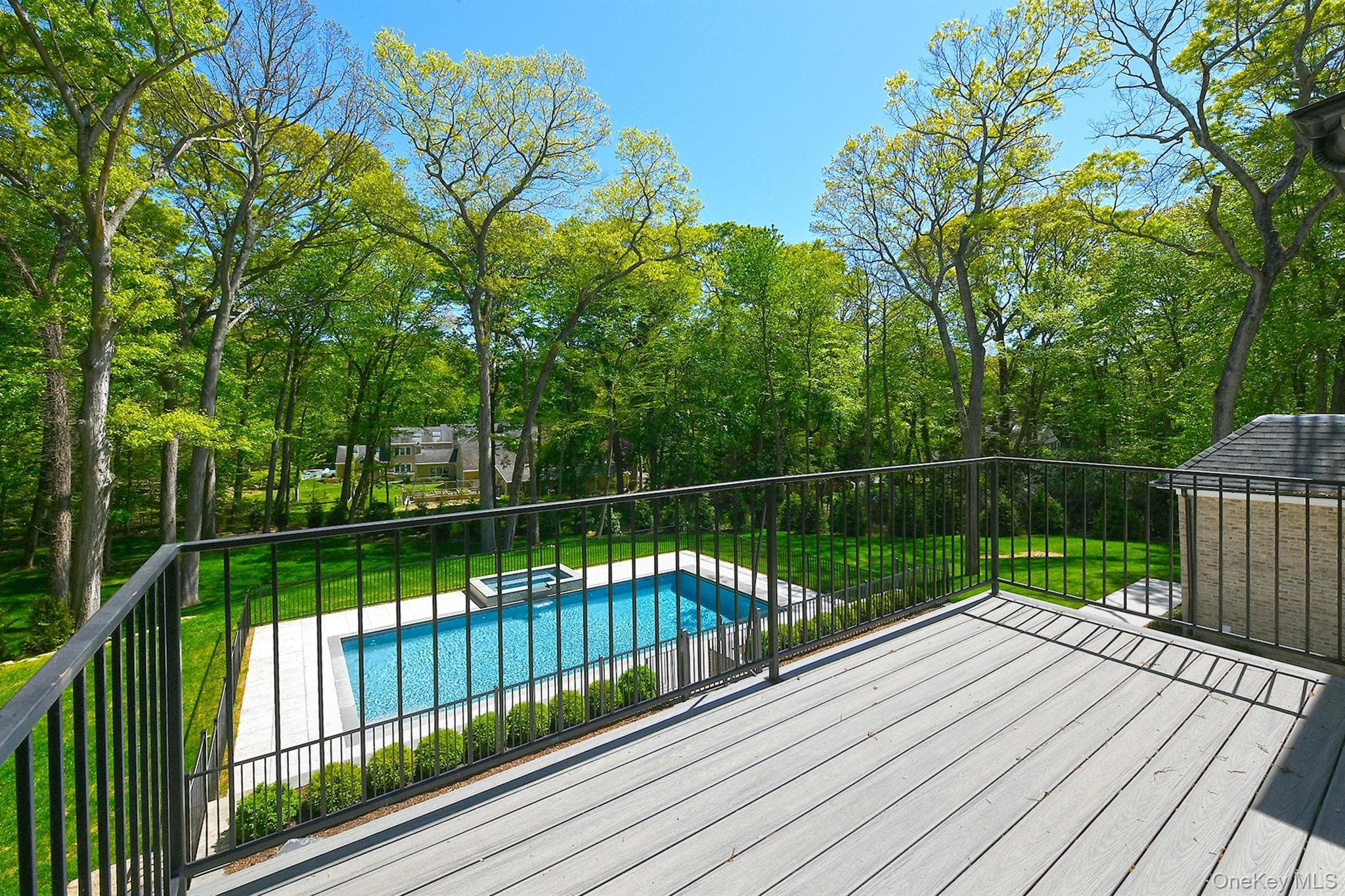 20 Knollwood Road thumbnail 29