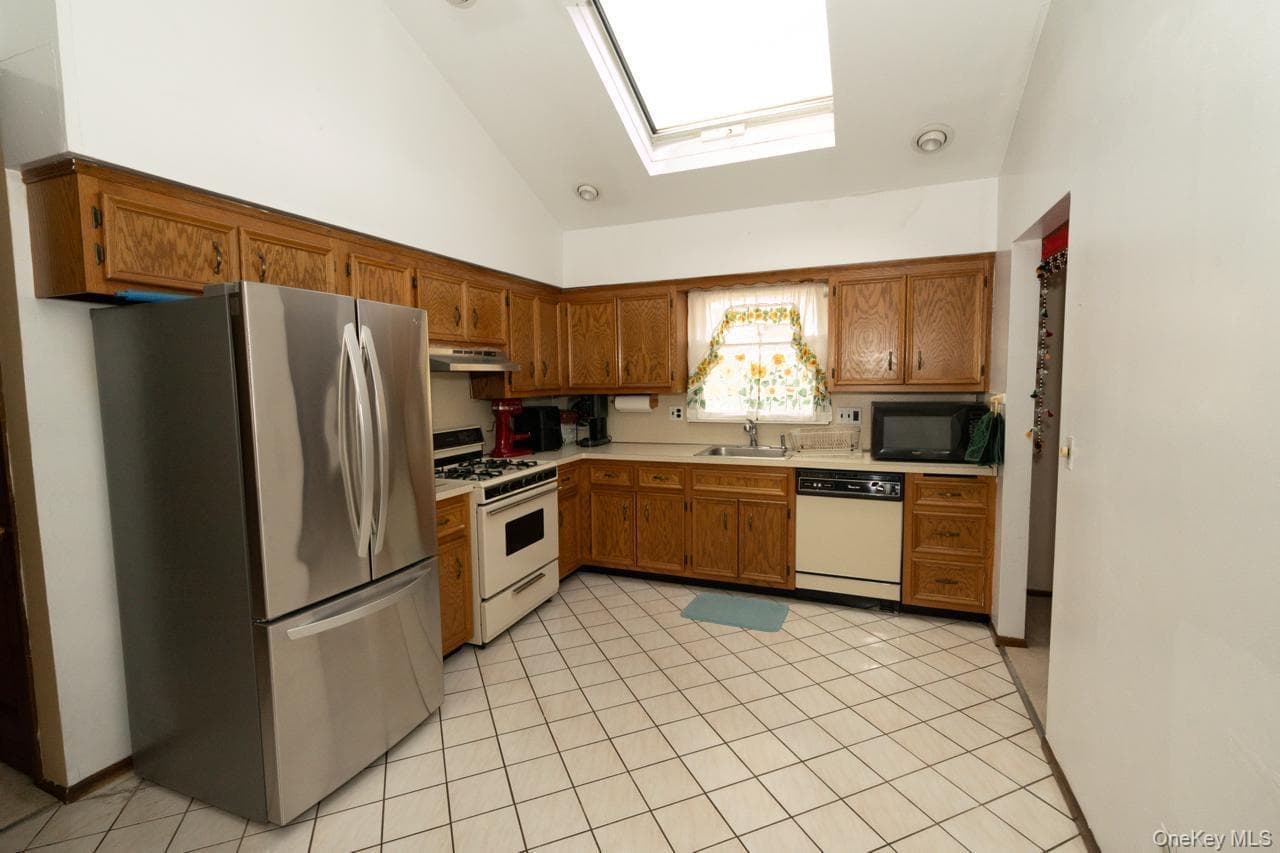 305 S 10th Street thumbnail 27