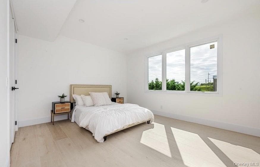 177 Albany Boulevard thumbnail 18