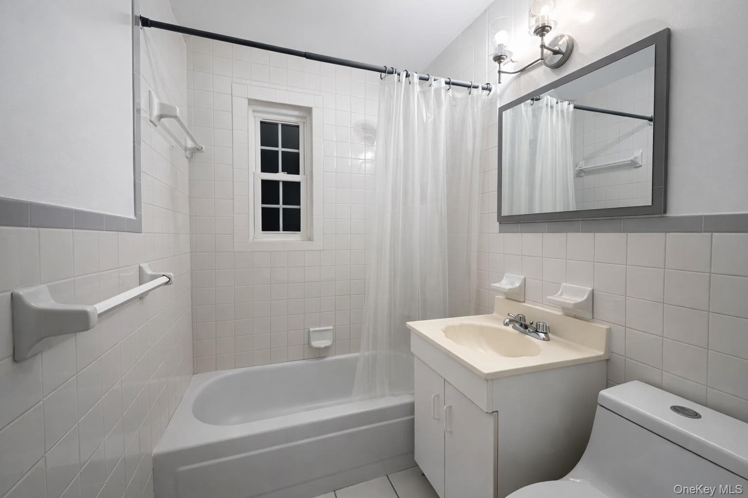 22105 67th Avenue Unit: 1A thumbnail 9