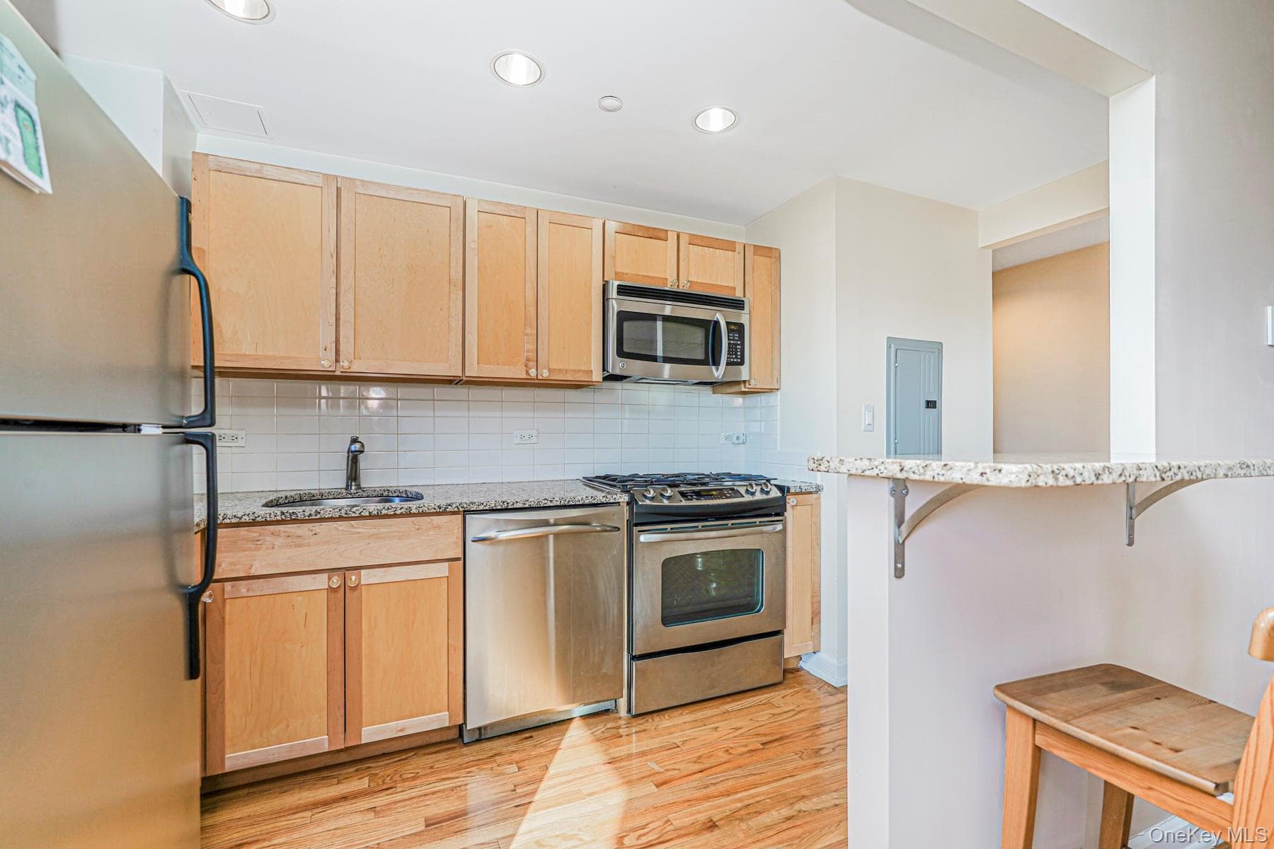 775 Lafayette Ave Unit: 5F thumbnail 11