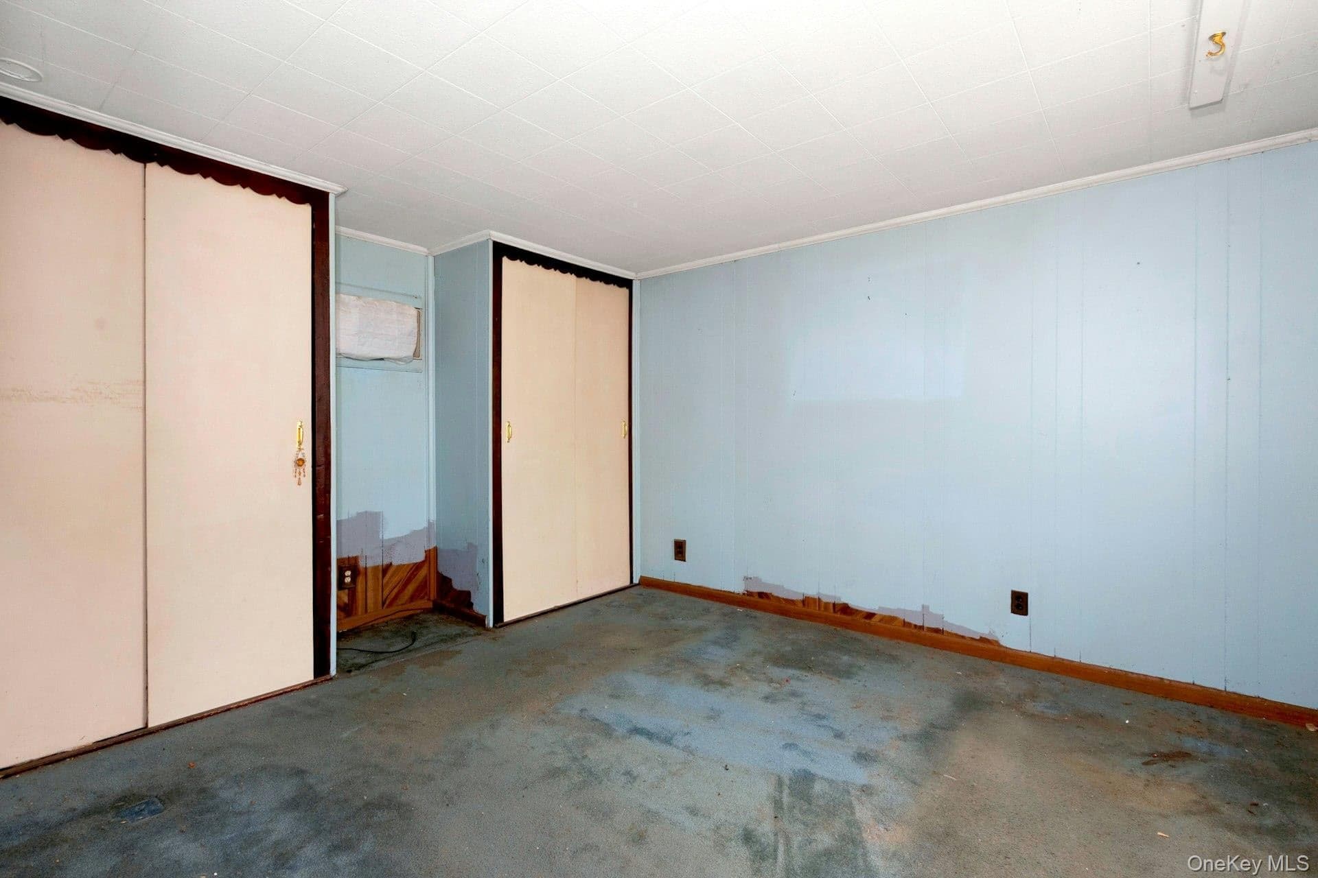 158 Violet Avenue thumbnail 11