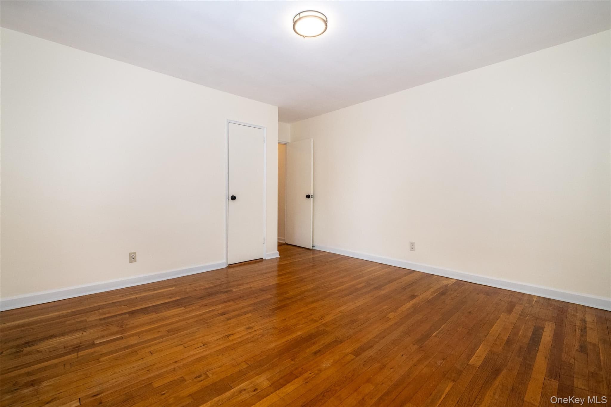 70 Locust AVE Unit: B405 thumbnail 32
