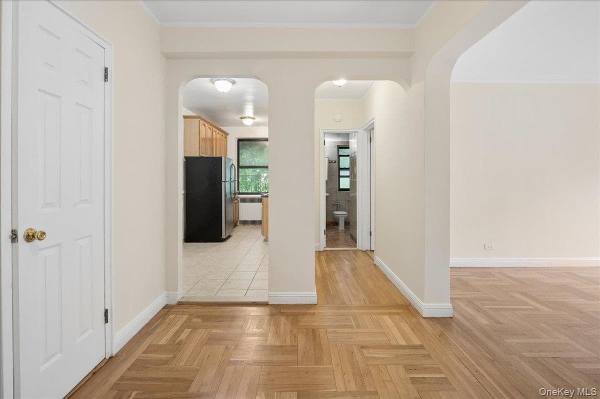 3015 Riverdale Avenue Unit: 5B thumbnail 8