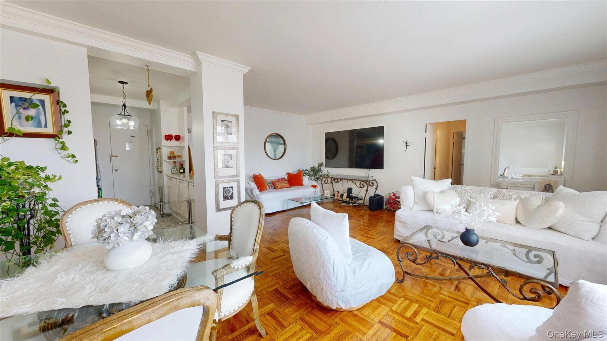 3 Fordham Hill Oval Unit: 8B photo 1