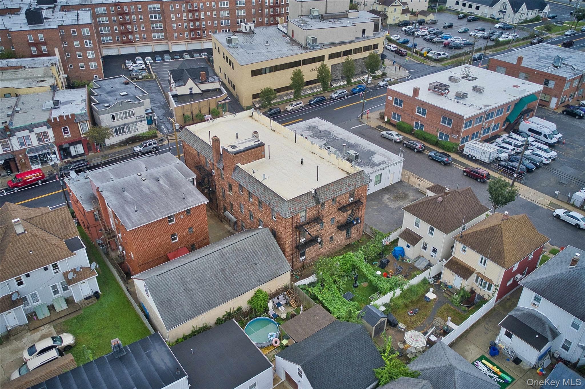 203 Willis Avenue thumbnail 6