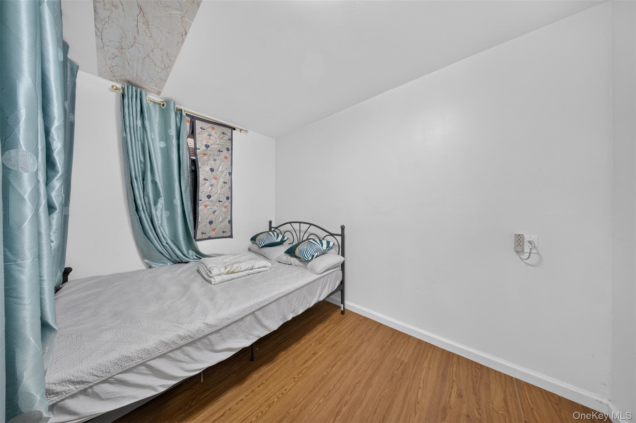 9413 Alstyne Avenue thumbnail 12