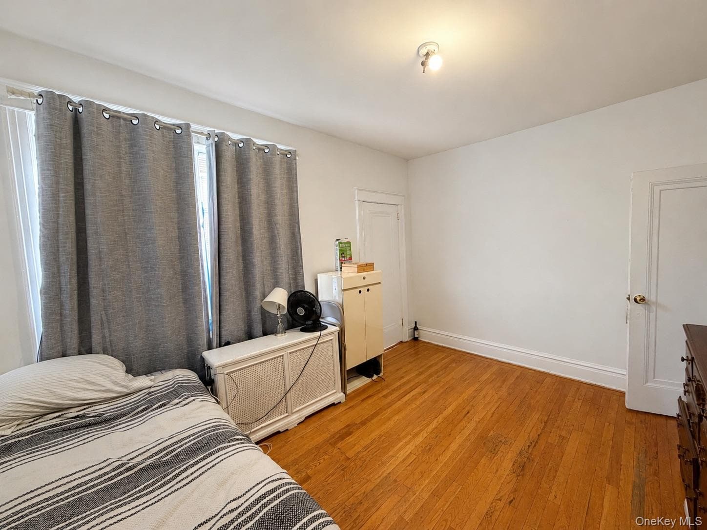 1 Davis Avenue thumbnail 14