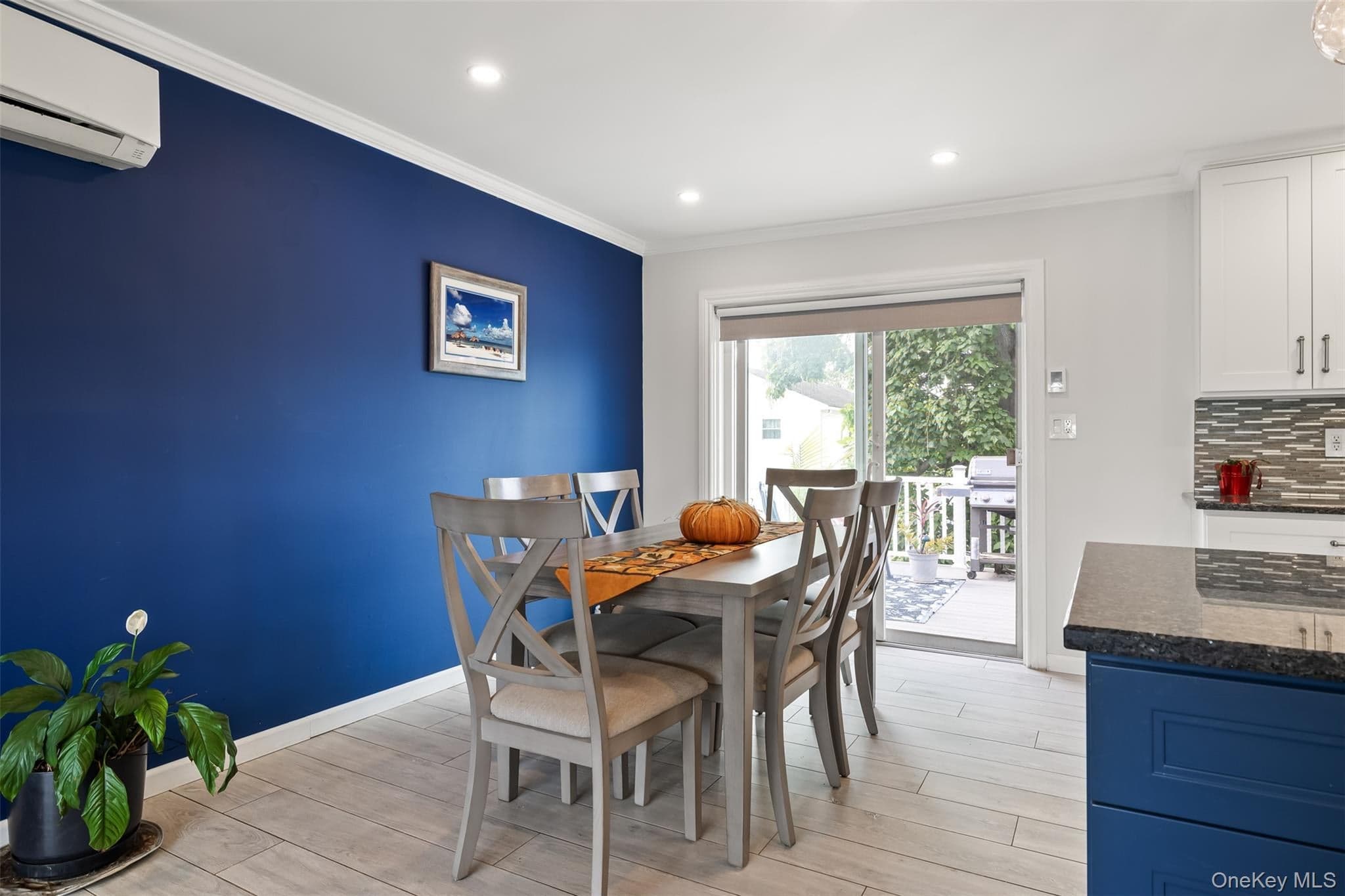 121 W Lake Drive thumbnail 12