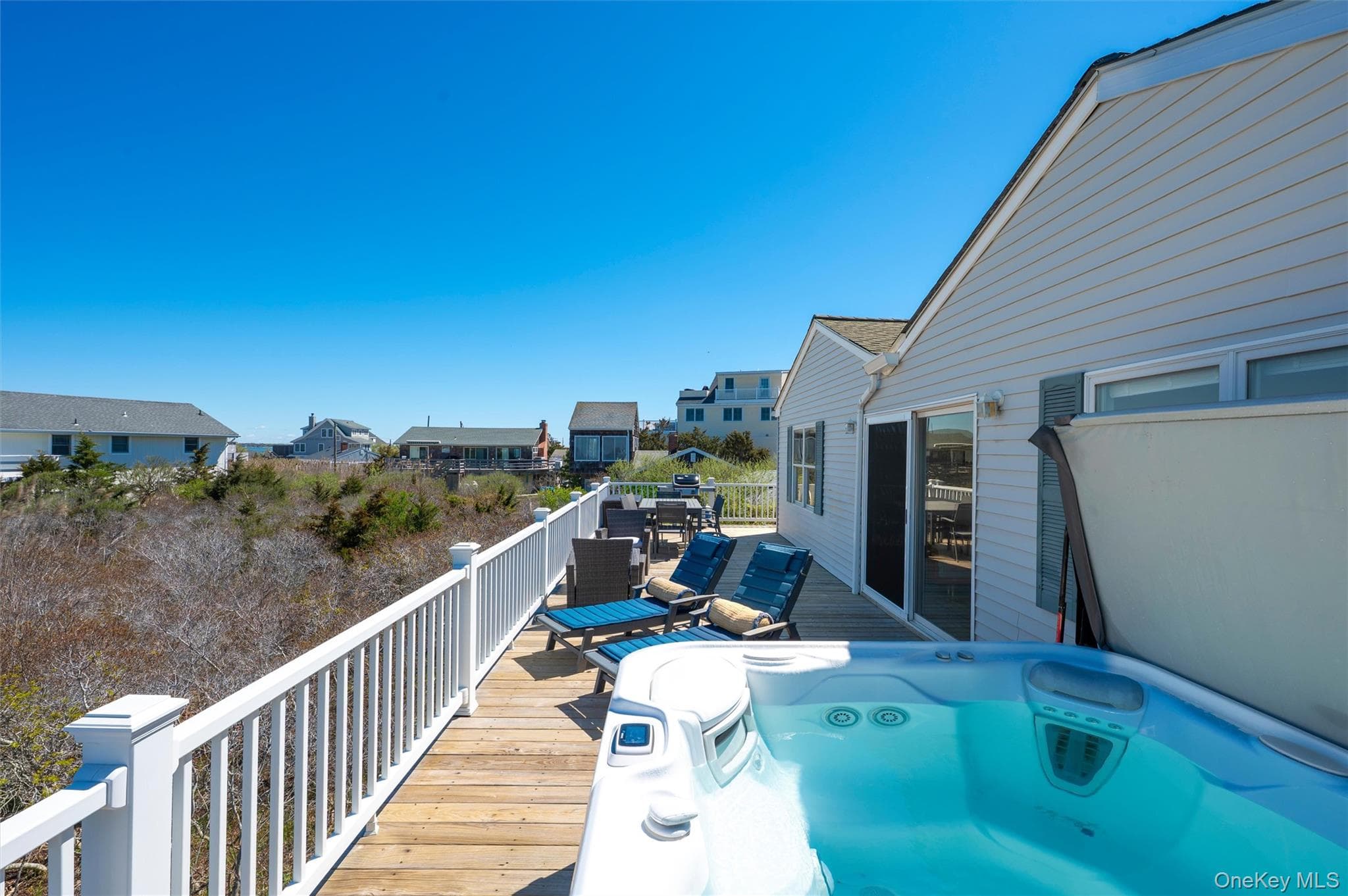 898 Dune Road thumbnail 19