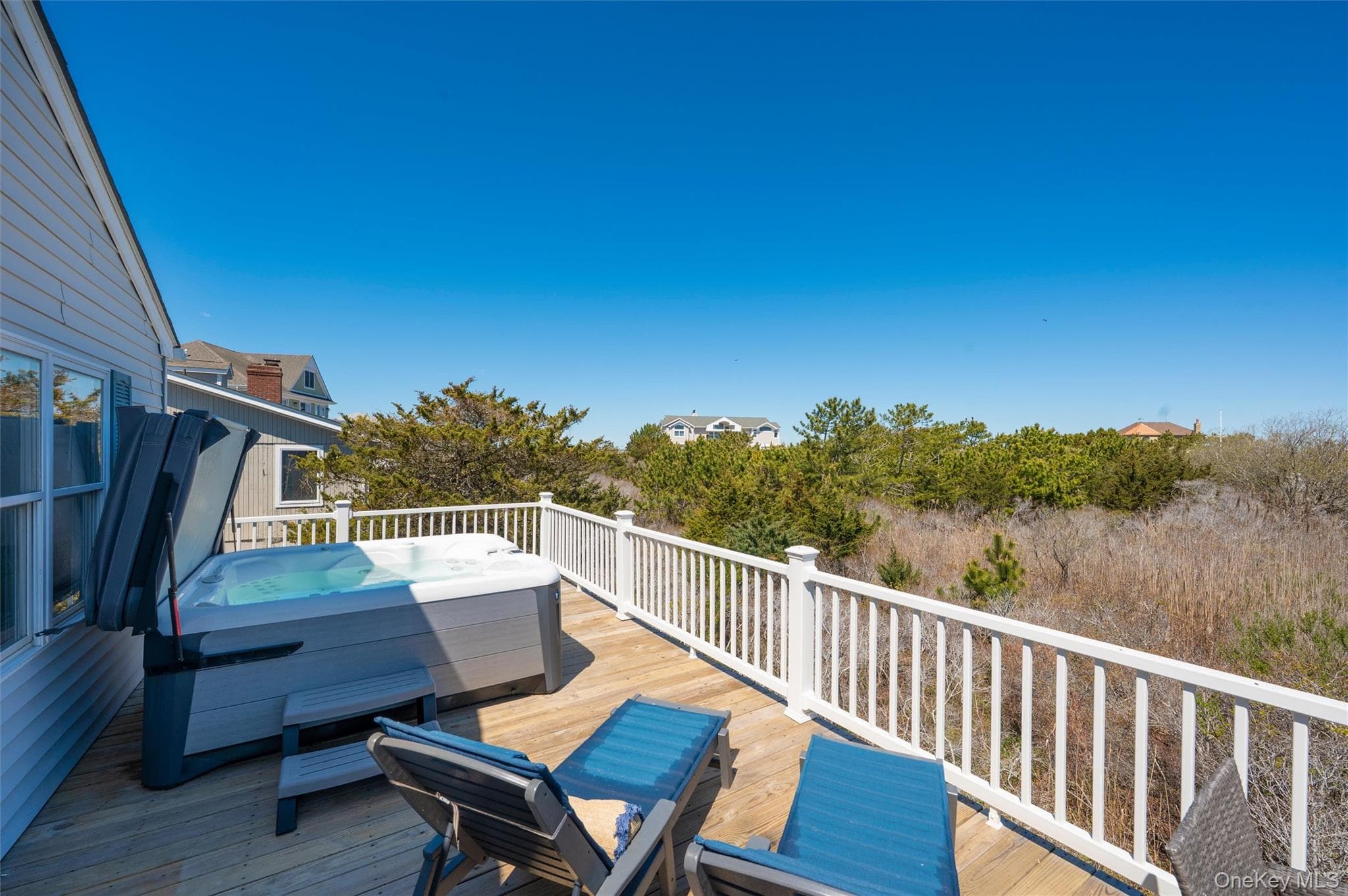 898 Dune Road thumbnail 18