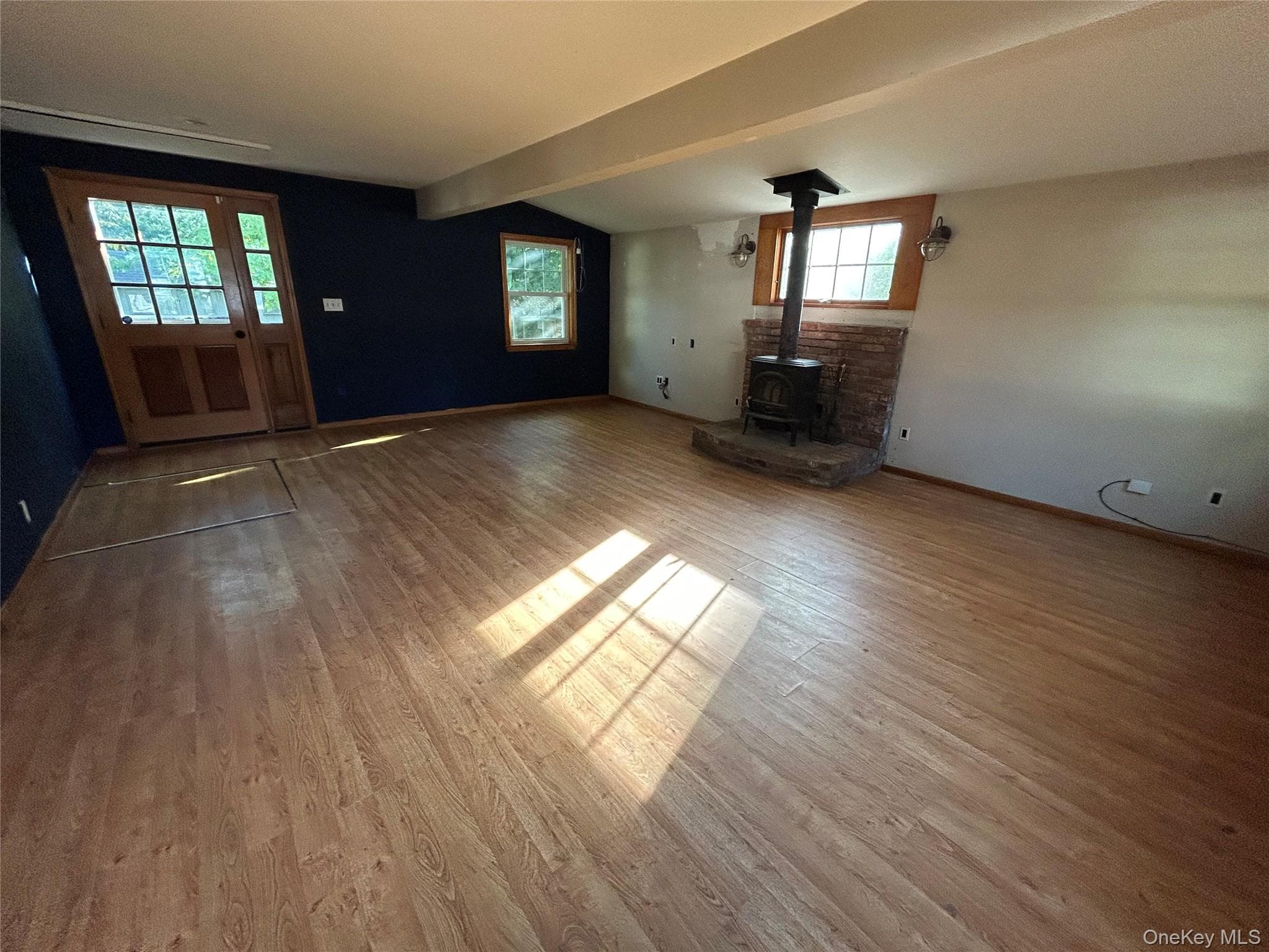 23 Whittier Drive thumbnail 13