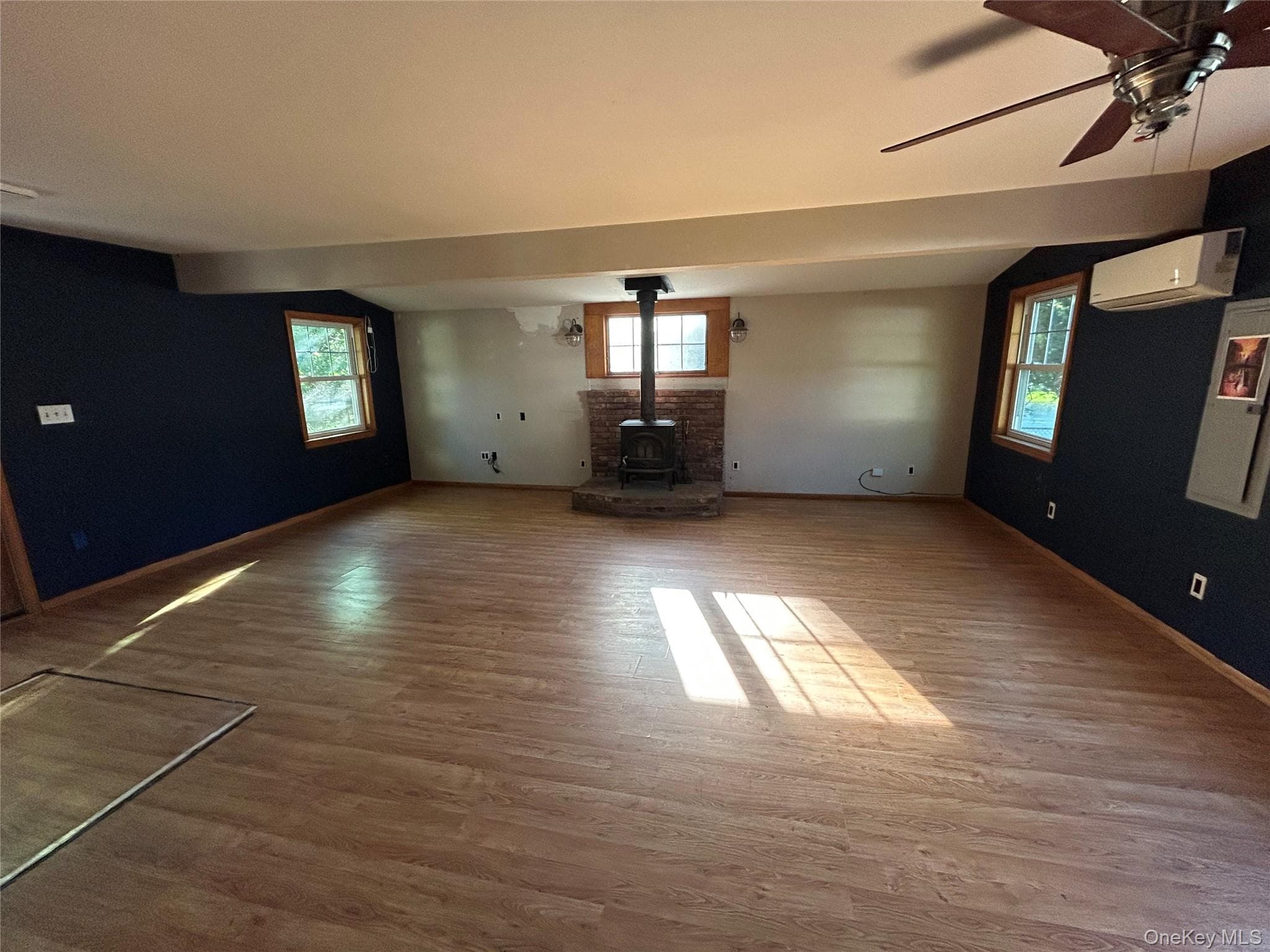 23 Whittier Drive thumbnail 12