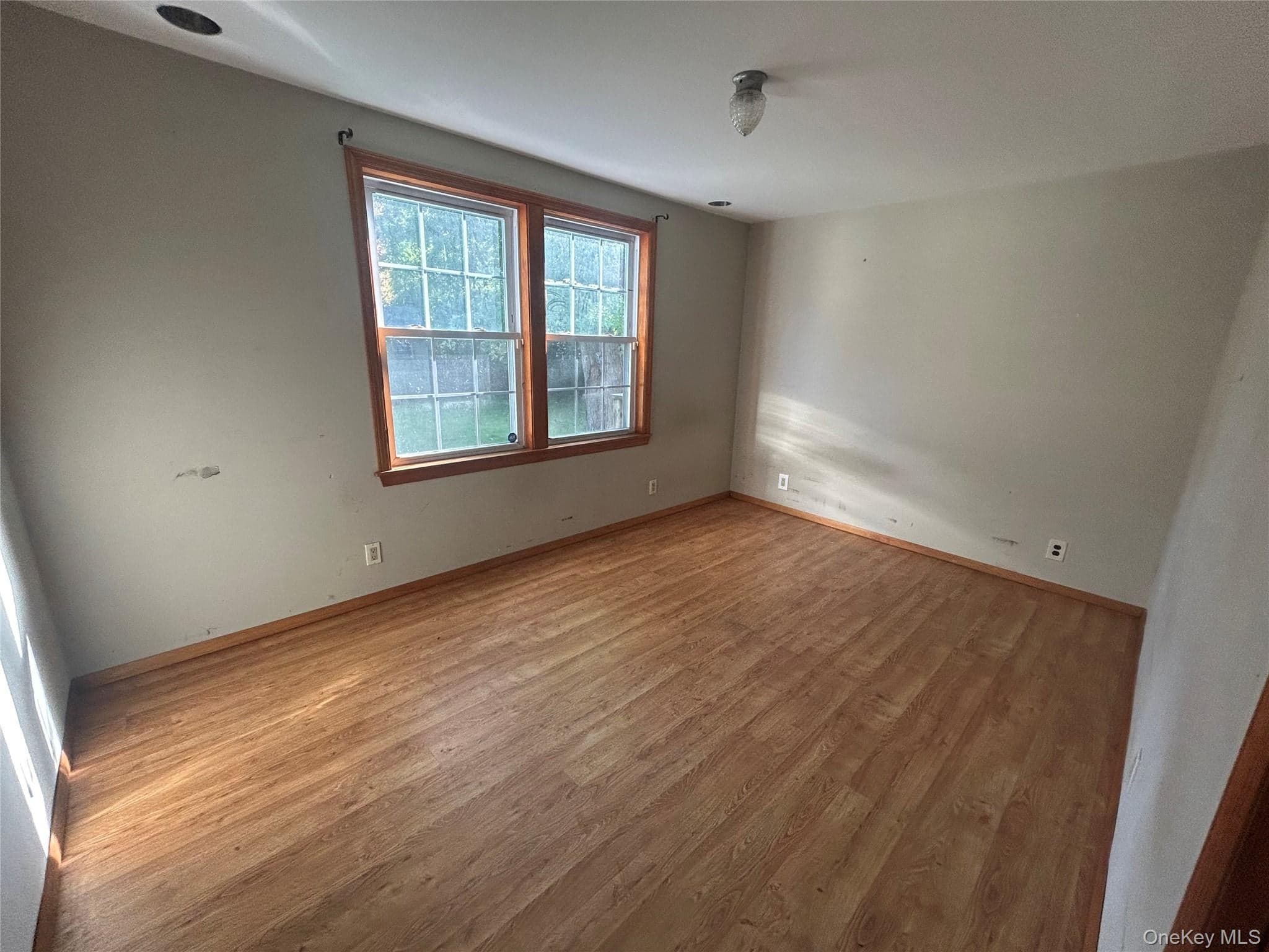 23 Whittier Drive thumbnail 10