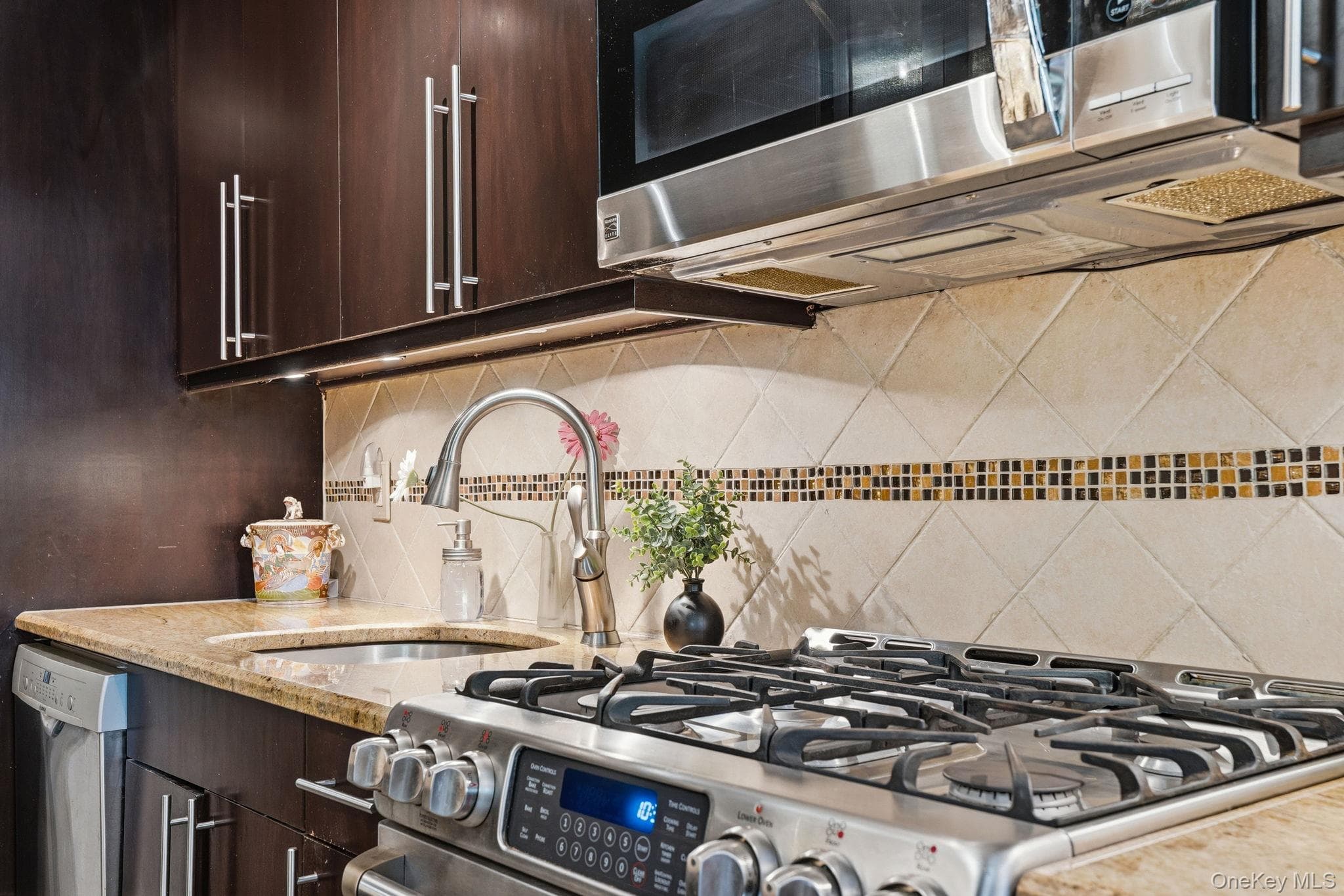 3616 Henry Hudson Pkway N Pkwy Unit: 3IN thumbnail 13