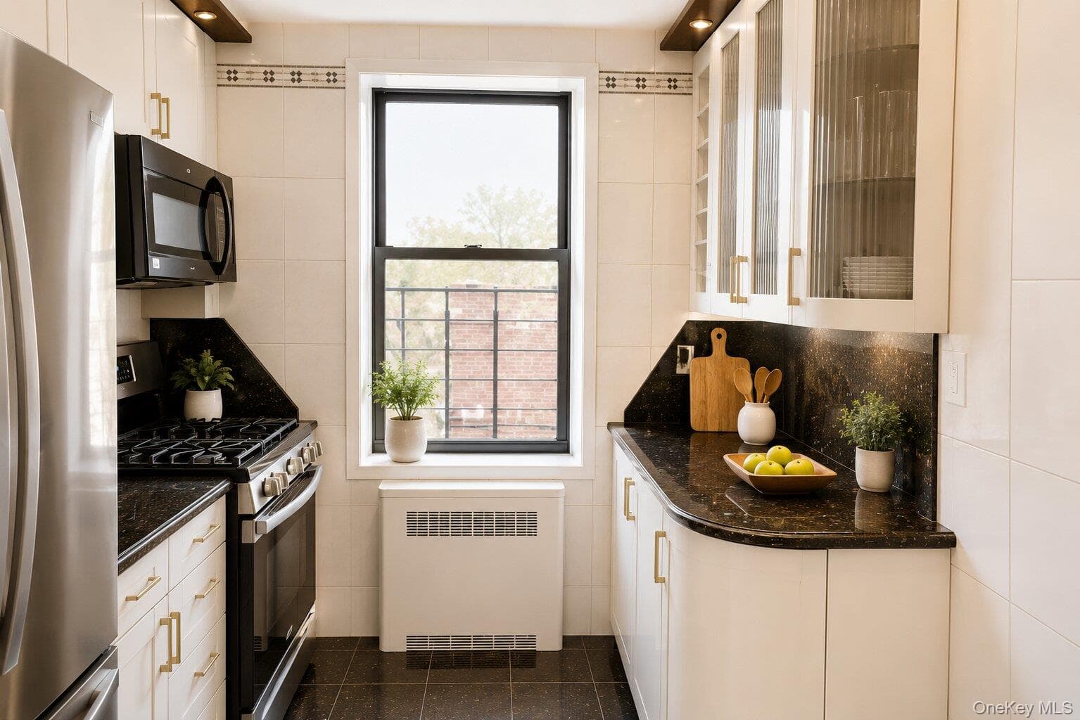 65-10 108th Street Unit: 6F thumbnail 5
