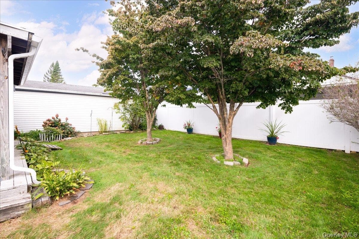 8 Park Circle thumbnail 20