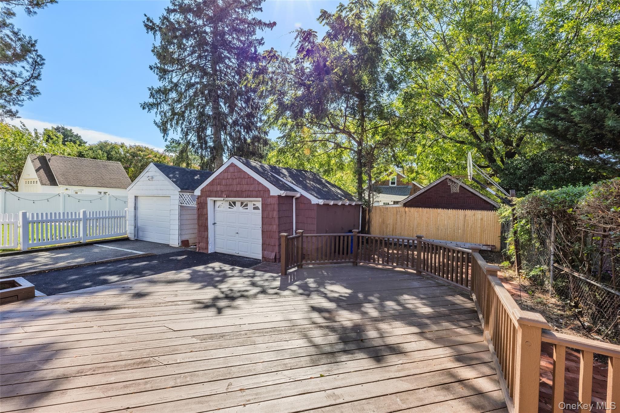 1900 Carleton Place thumbnail 35