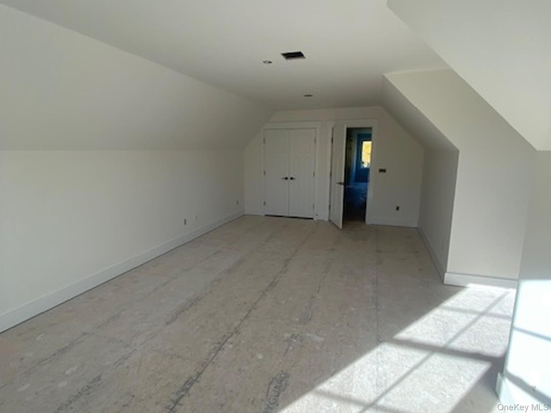 175 Mulford Road thumbnail 22
