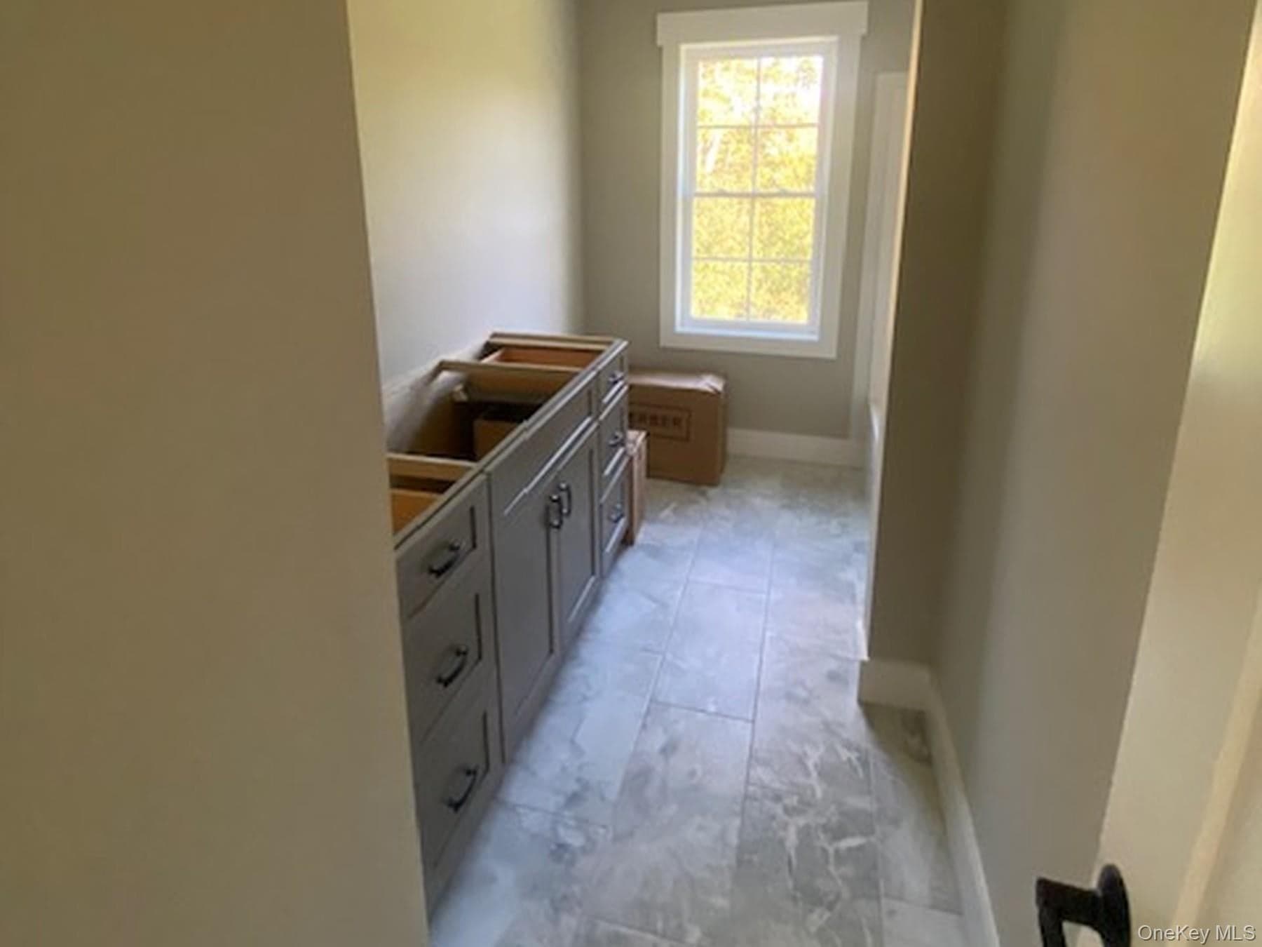 175 Mulford Road thumbnail 18