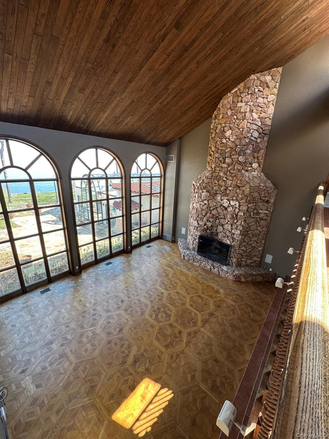 1 Sea Crest Drive thumbnail 5
