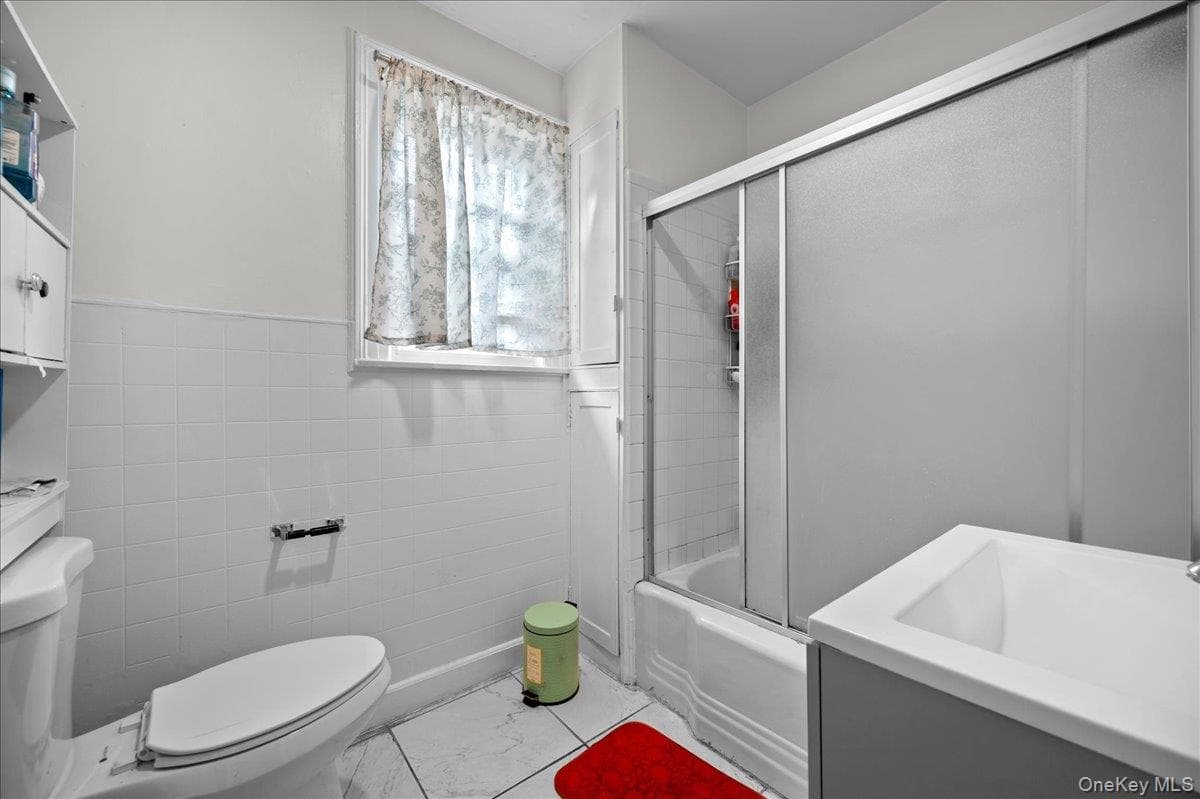 33 Soundview Street thumbnail 16