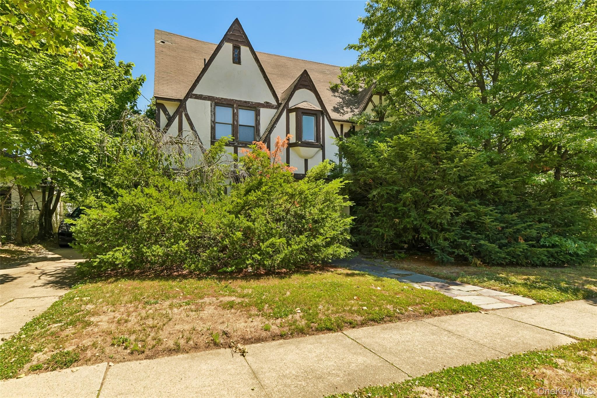 38 Cedarhurst Avenue thumbnail 2