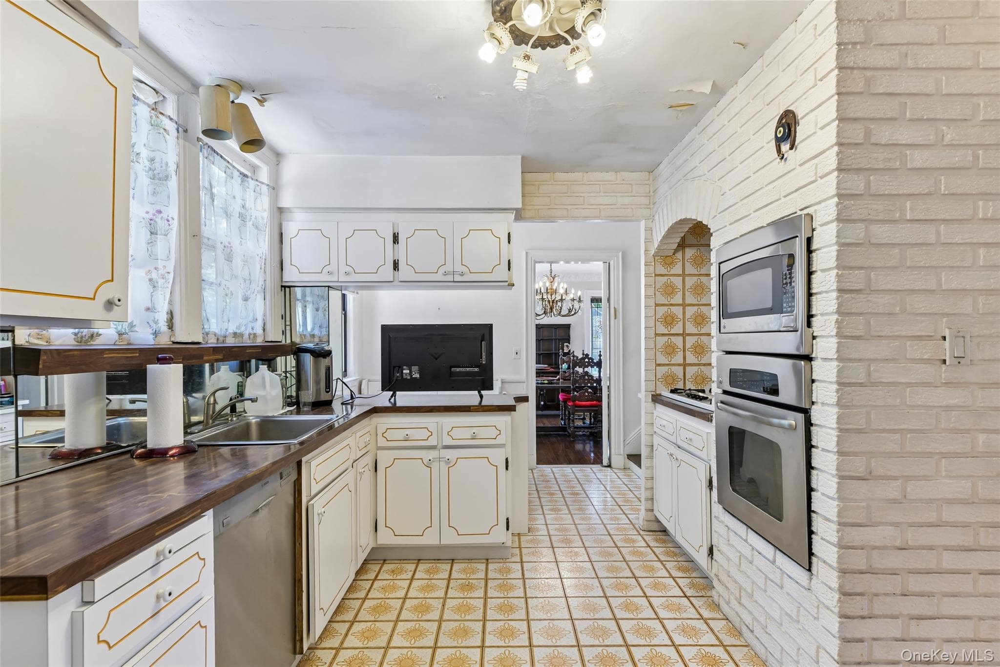 38 Cedarhurst Avenue thumbnail 13