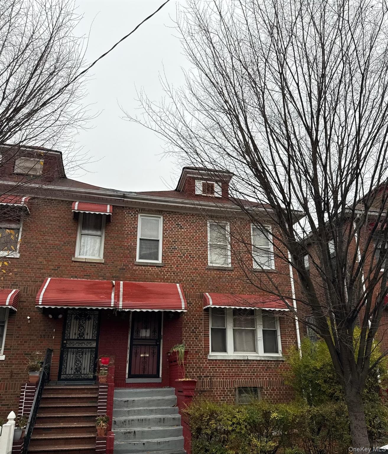 3583 Fish Avenue photo 1