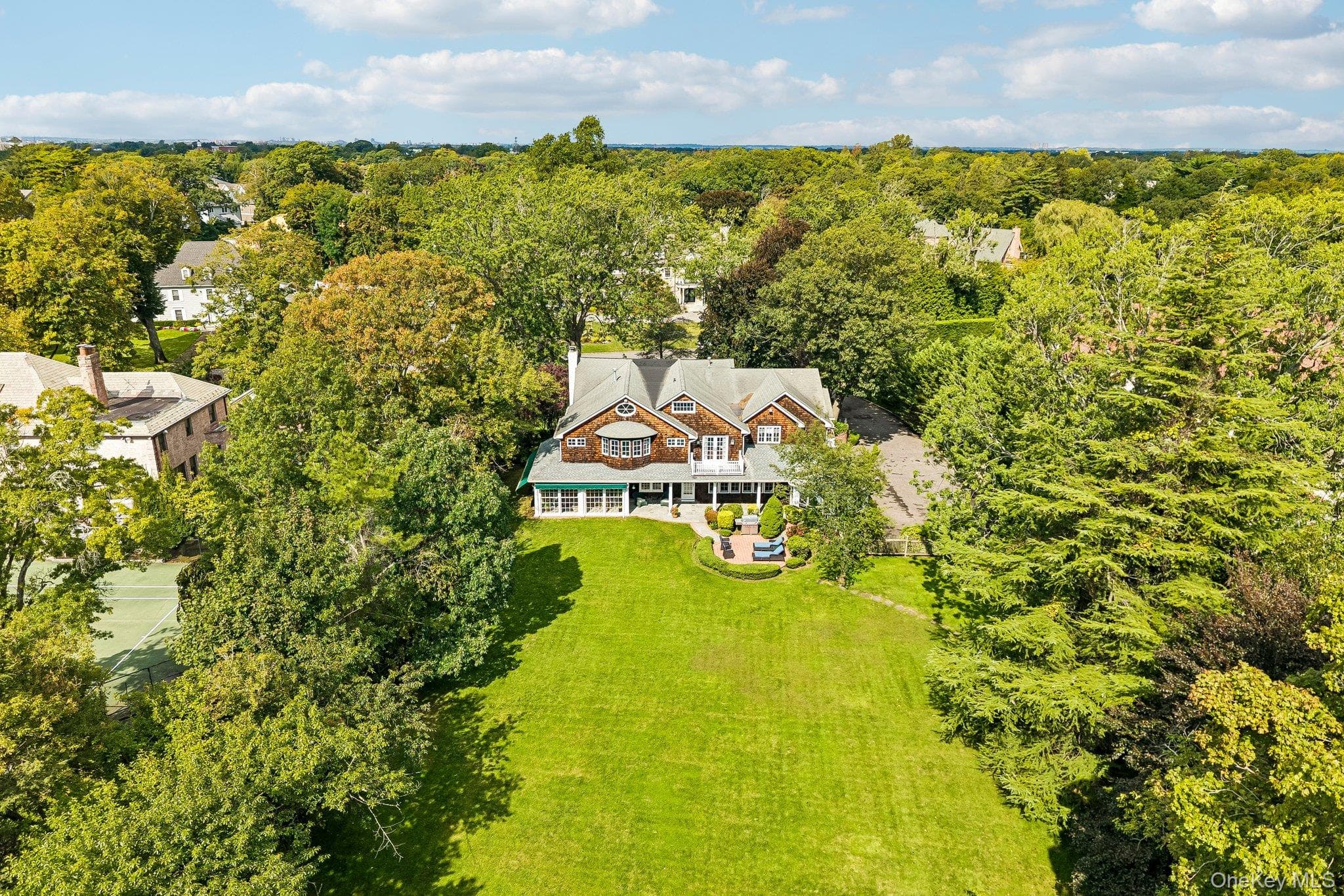 238 Cedar Avenue thumbnail 4