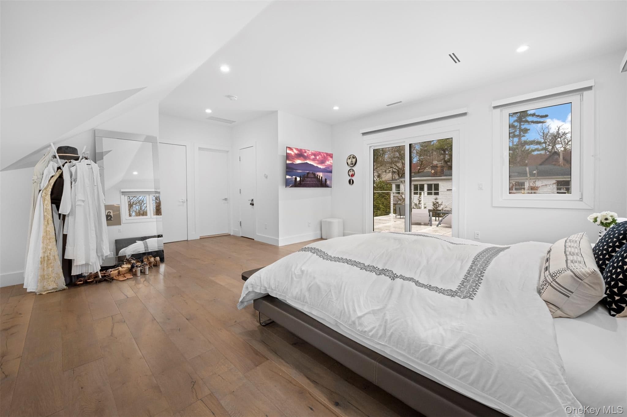 2 Hewlett Place thumbnail 19