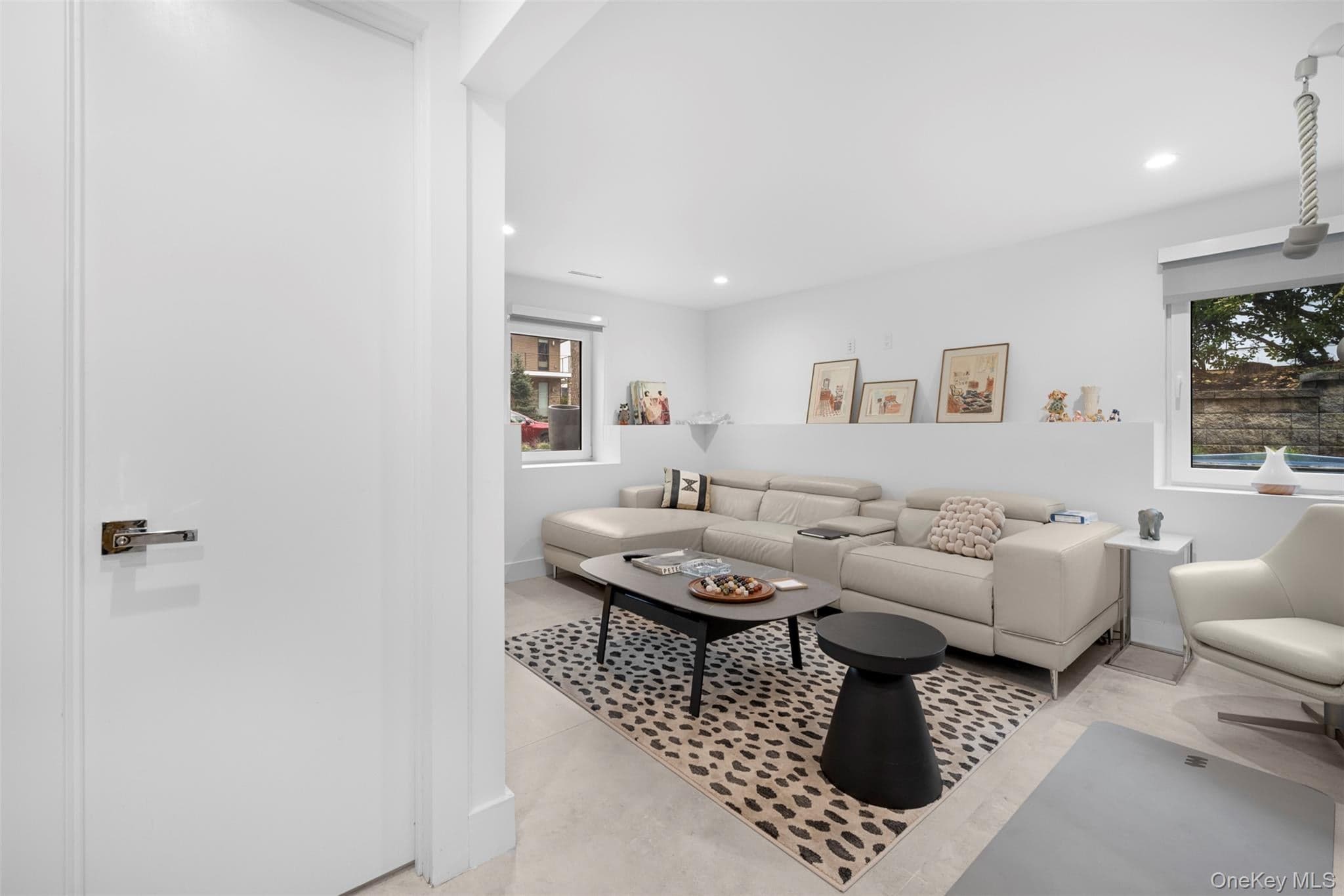 2 Hewlett Place thumbnail 34