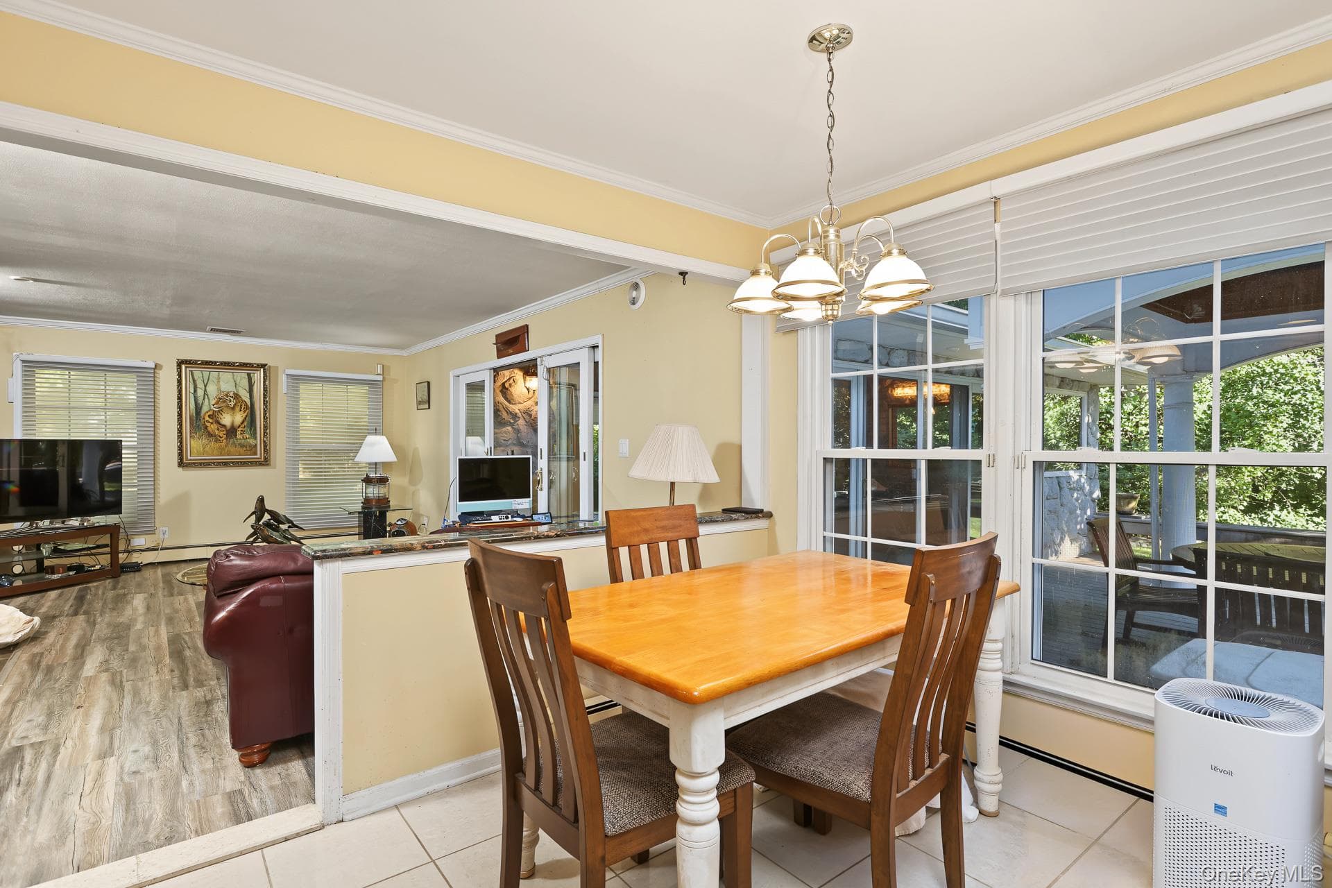 2 Three Pond Road thumbnail 19