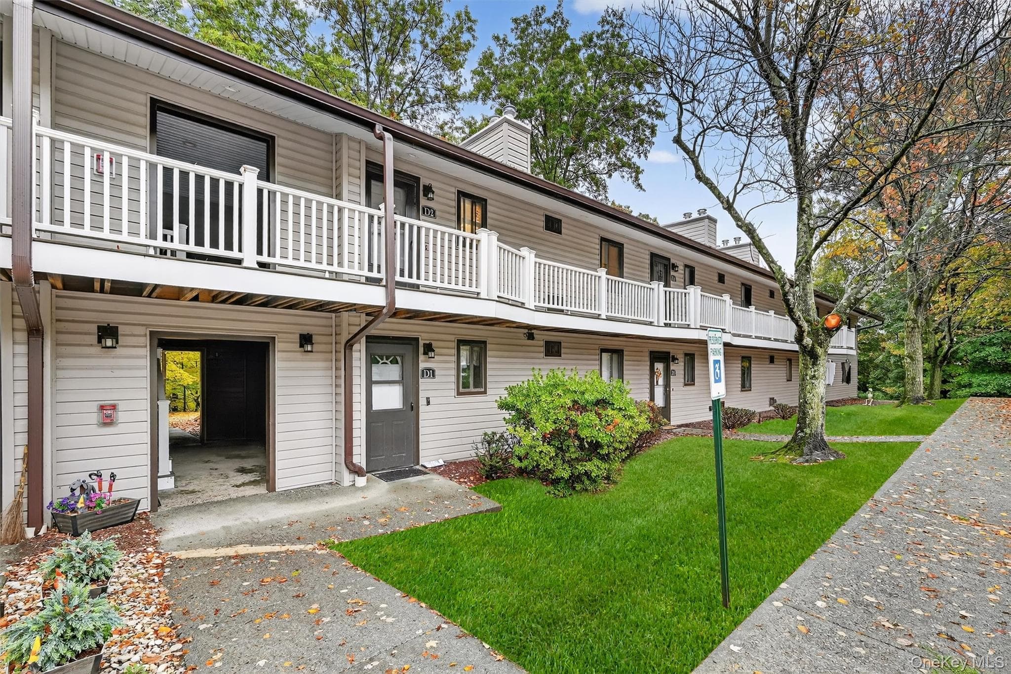 41 Berwynn Road Unit: 2D thumbnail 4