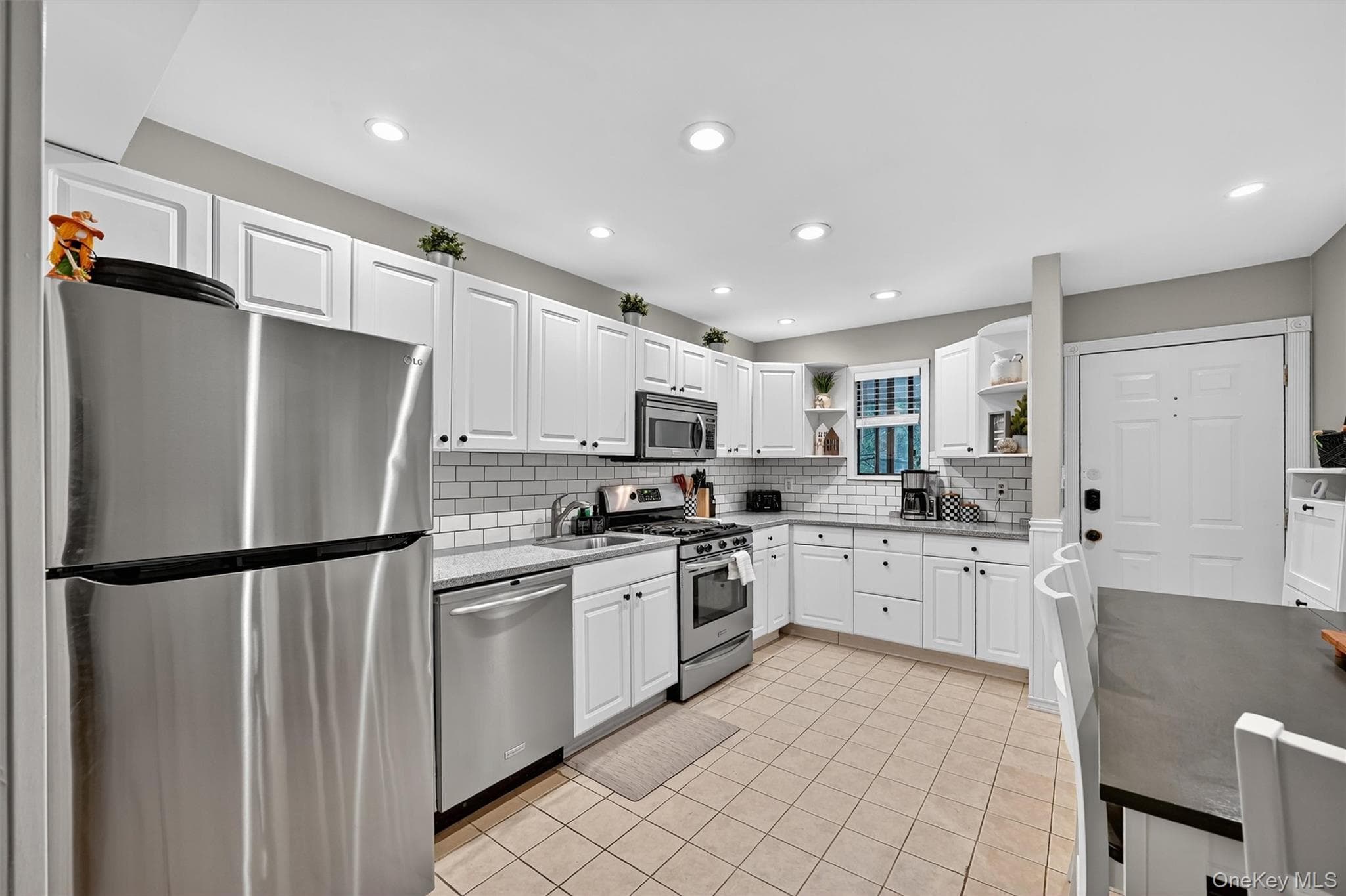 41 Berwynn Road Unit: 2D thumbnail 7