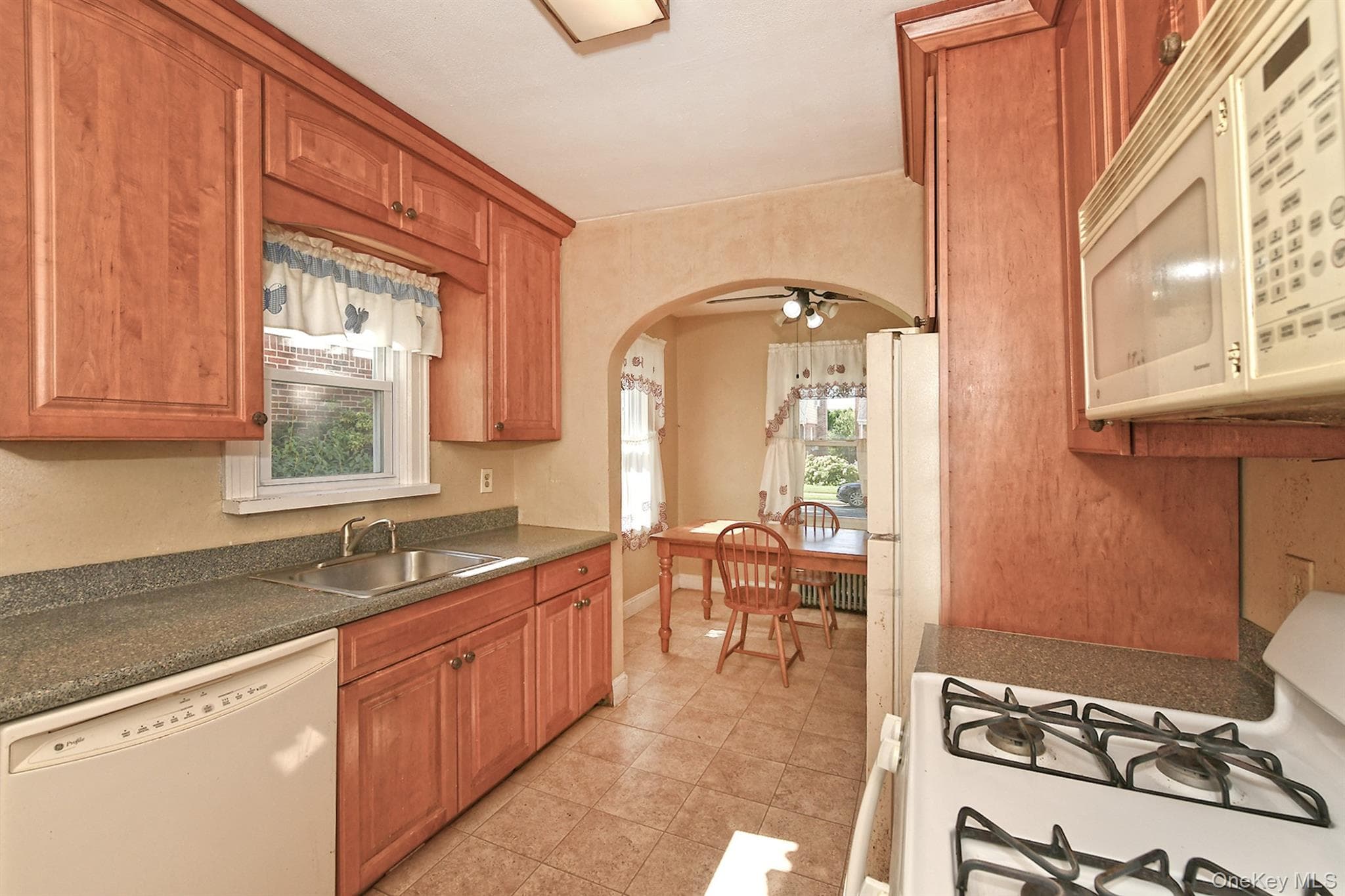 12 Hull Avenue thumbnail 16