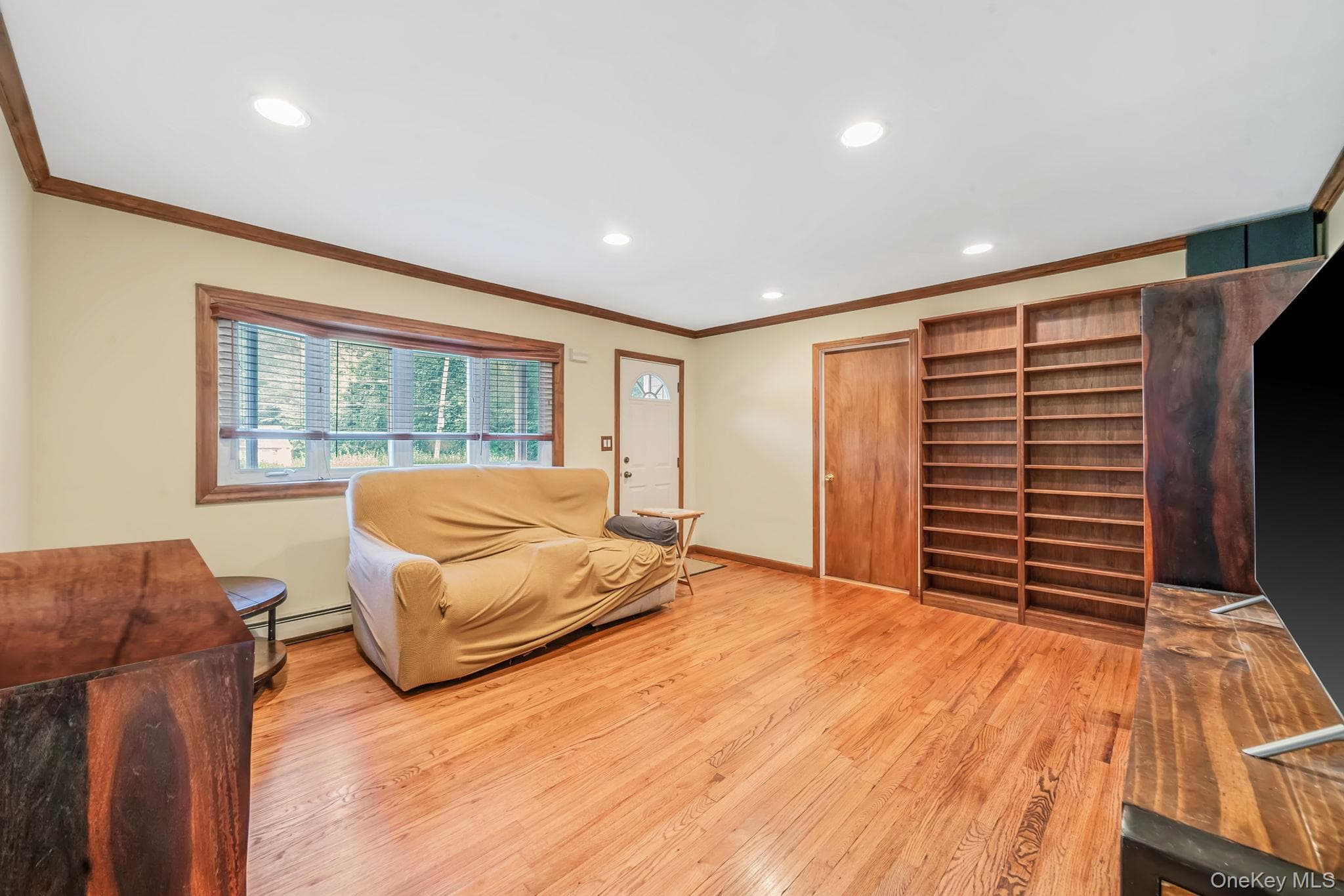 24 Oakcrest Avenue thumbnail 9