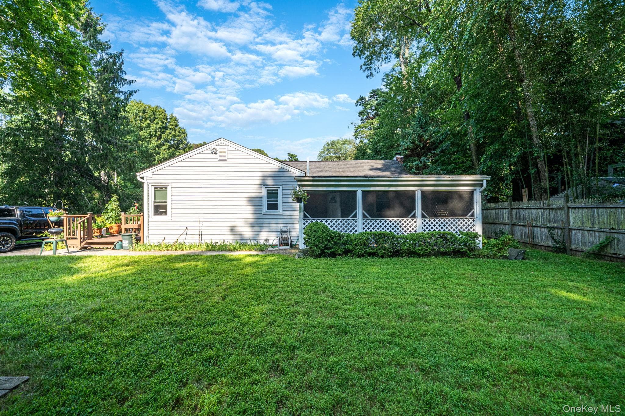 24 Oakcrest Avenue thumbnail 18
