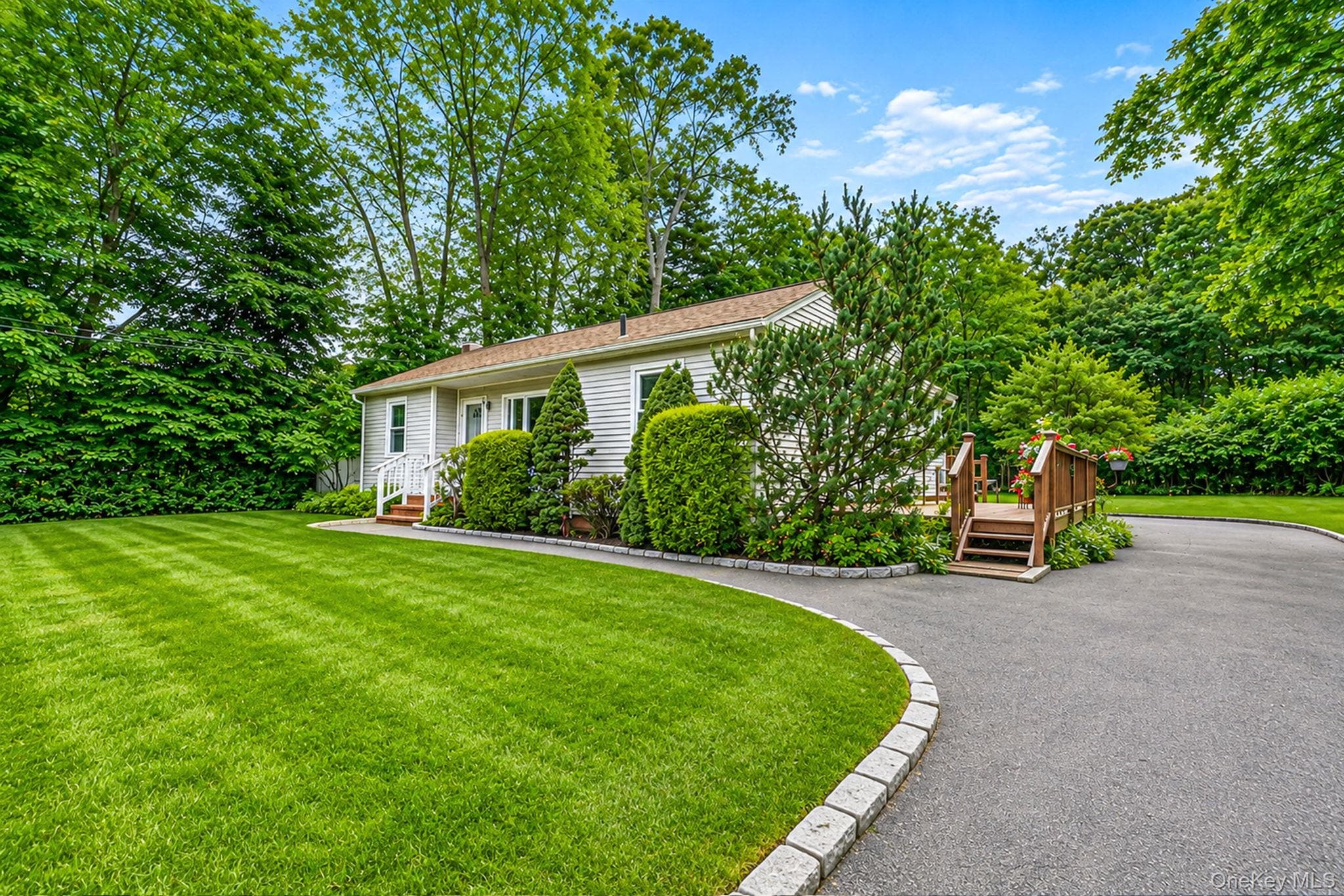 24 Oakcrest Avenue thumbnail 27