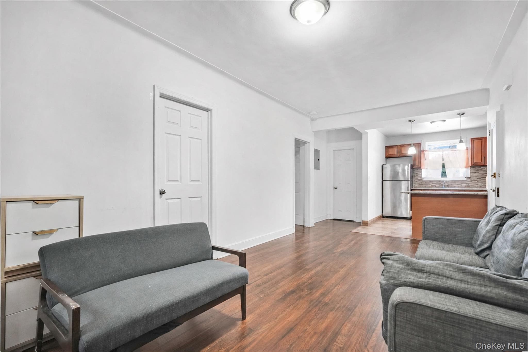 73-35 Myrtle Avenue thumbnail 13