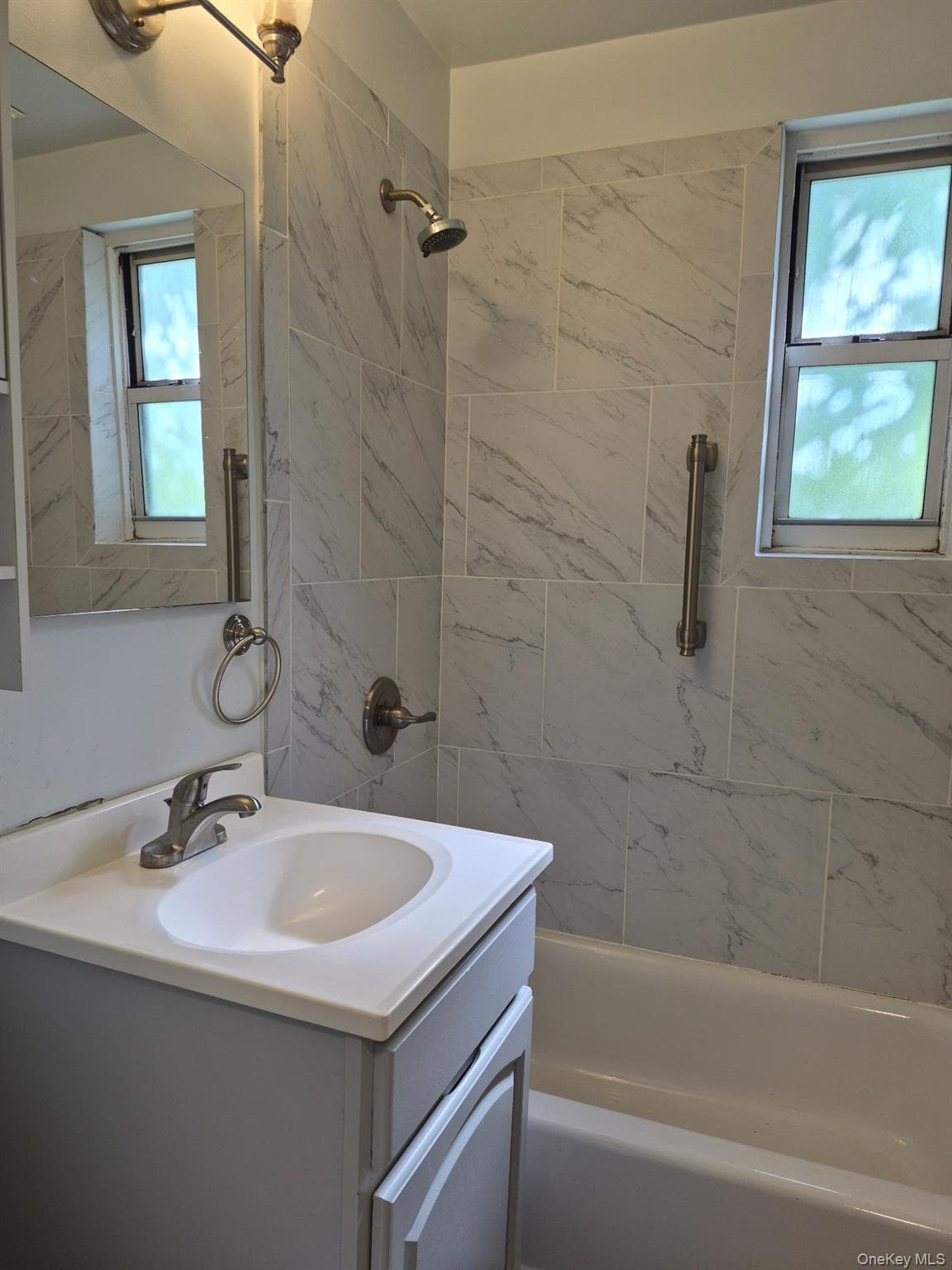 90 Spruce Street Unit: 2B thumbnail 9