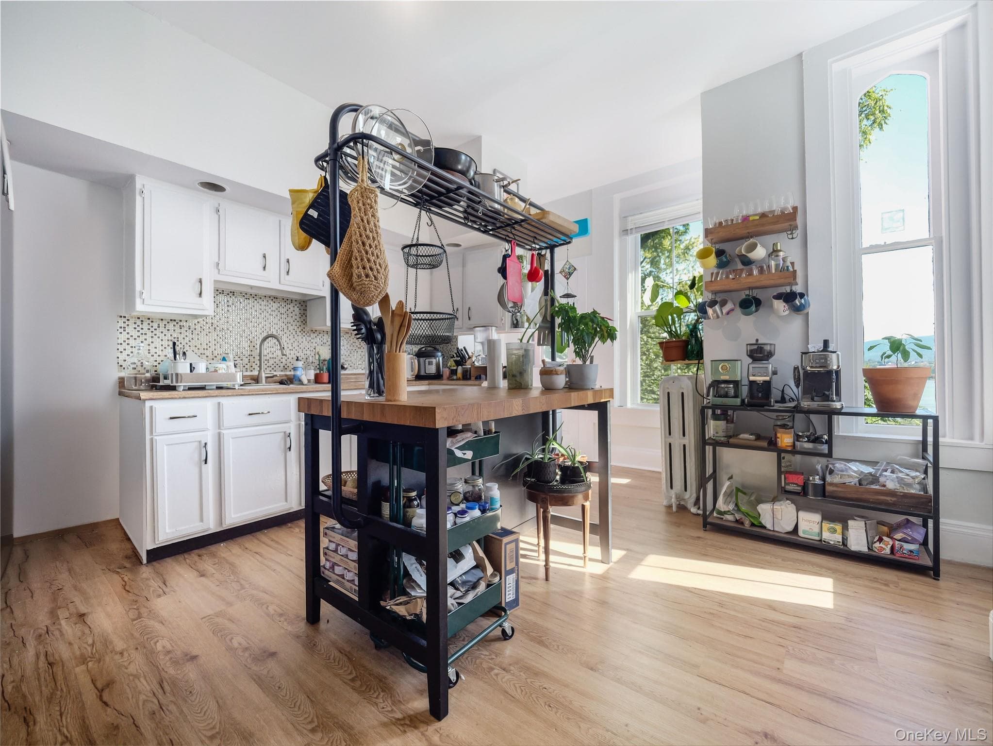 226 Montgomery Street thumbnail 11