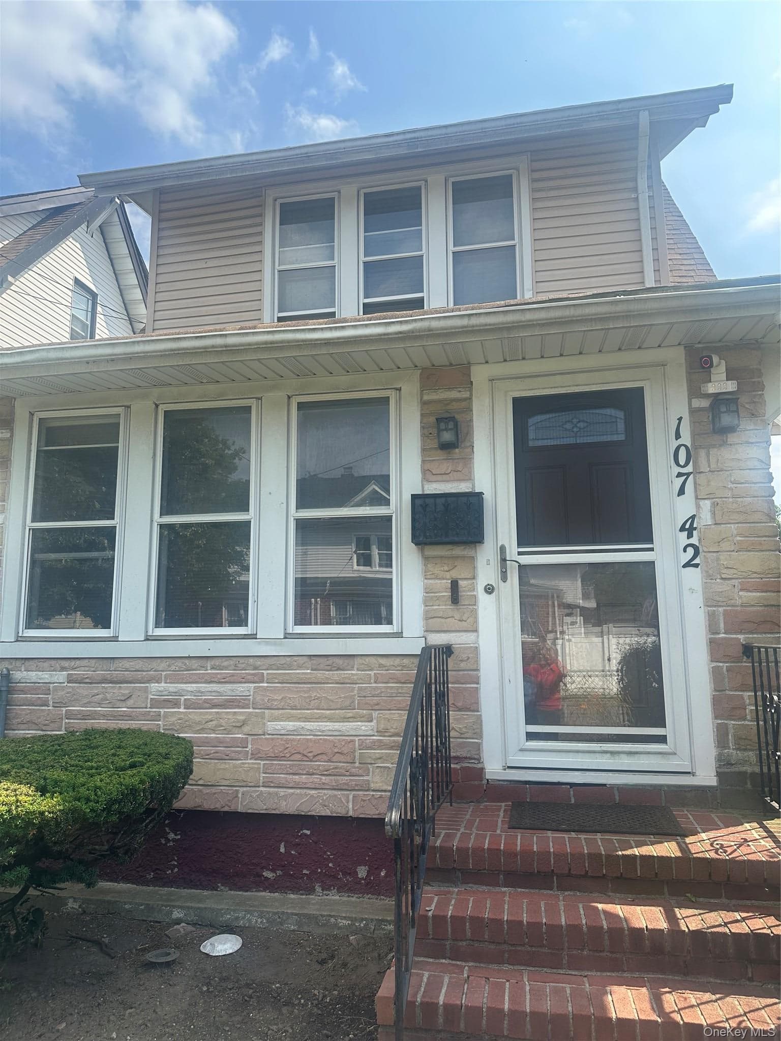 10742 Robard Lane photo 1