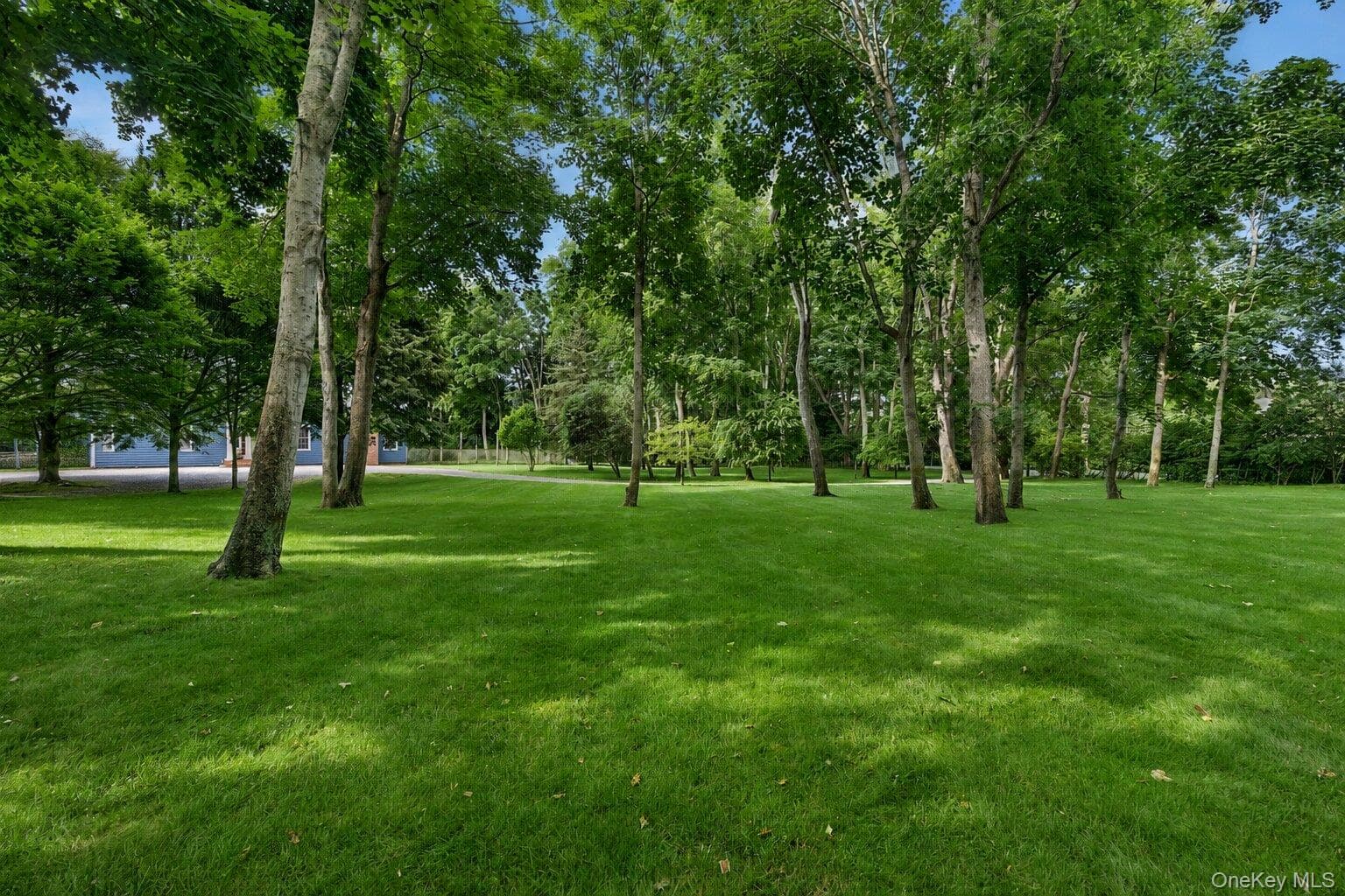 17 Baiting Hollow Road thumbnail 12