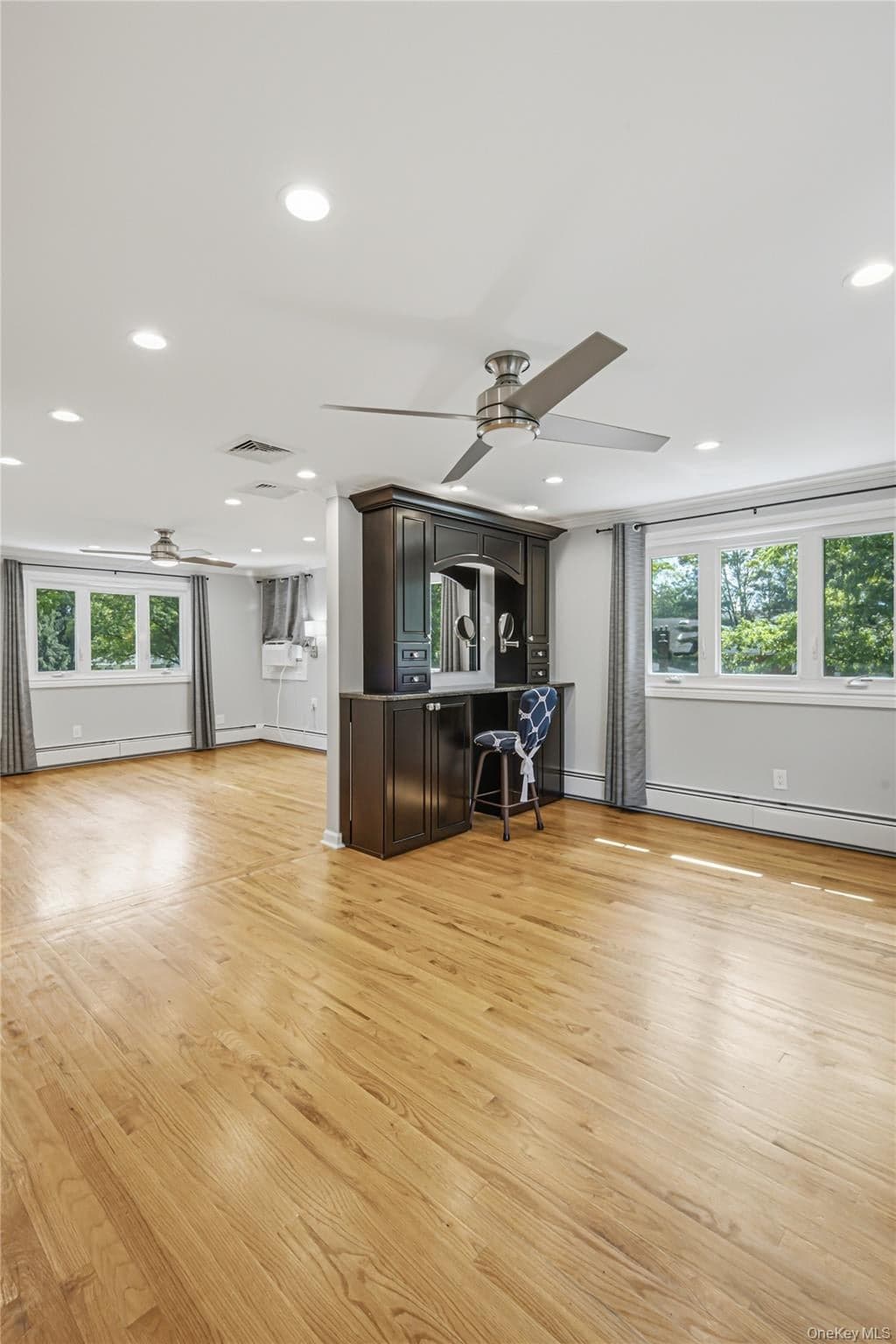 186 N Stratford thumbnail 29